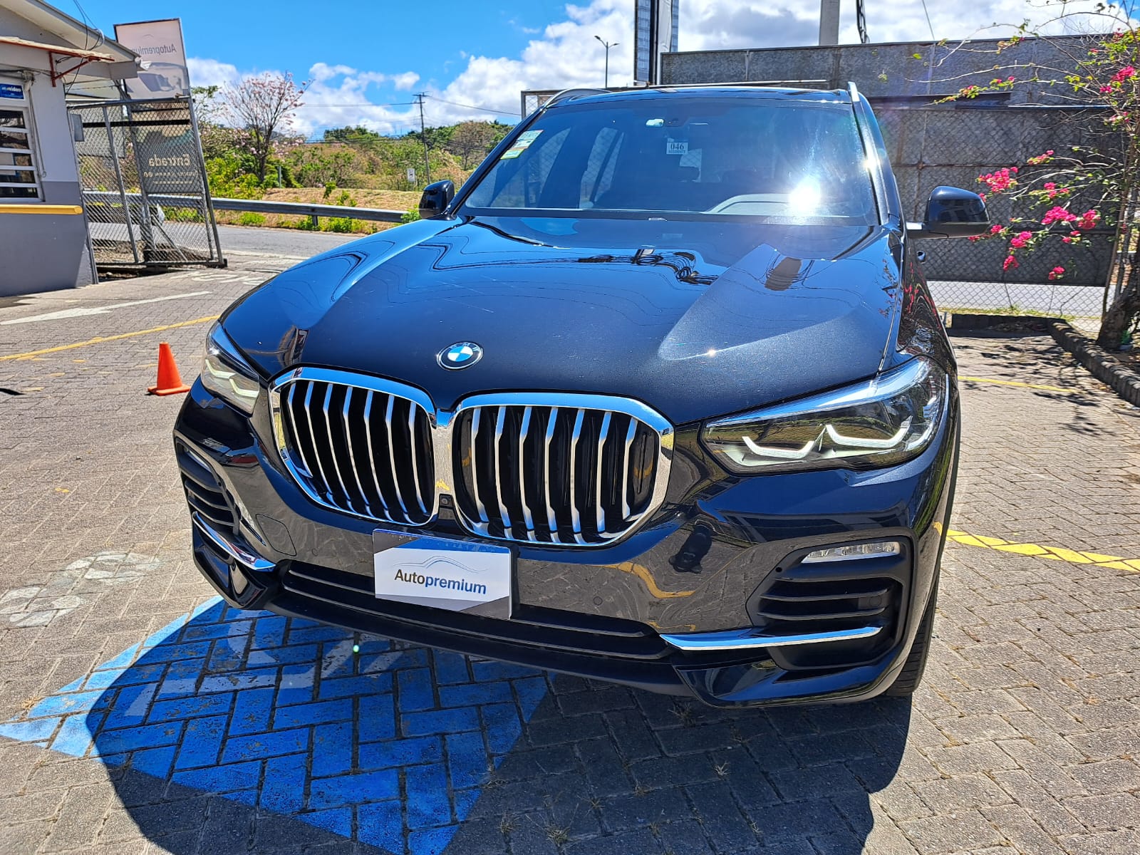 BMW X5 40i