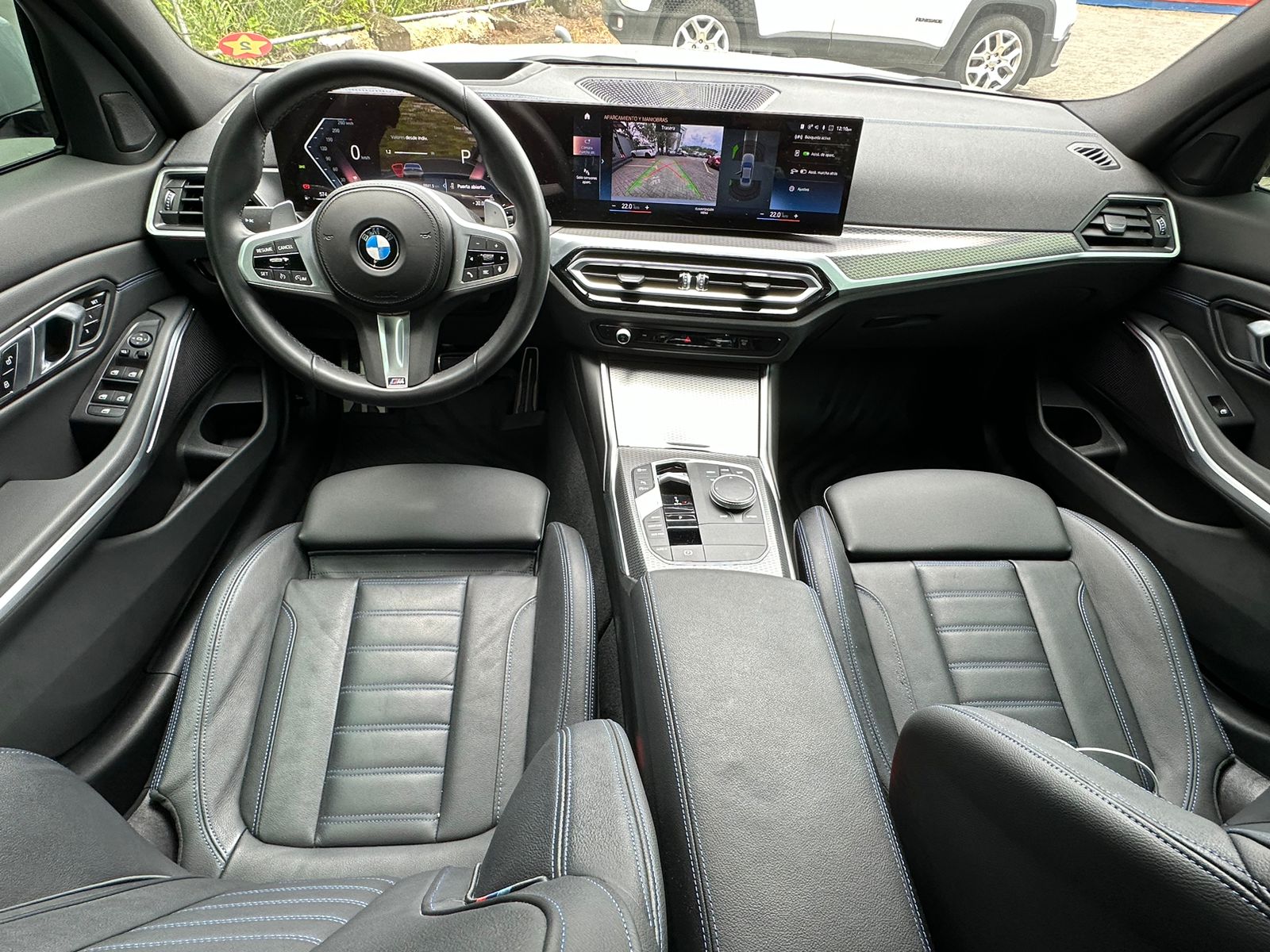 BMW 330i PAQ M