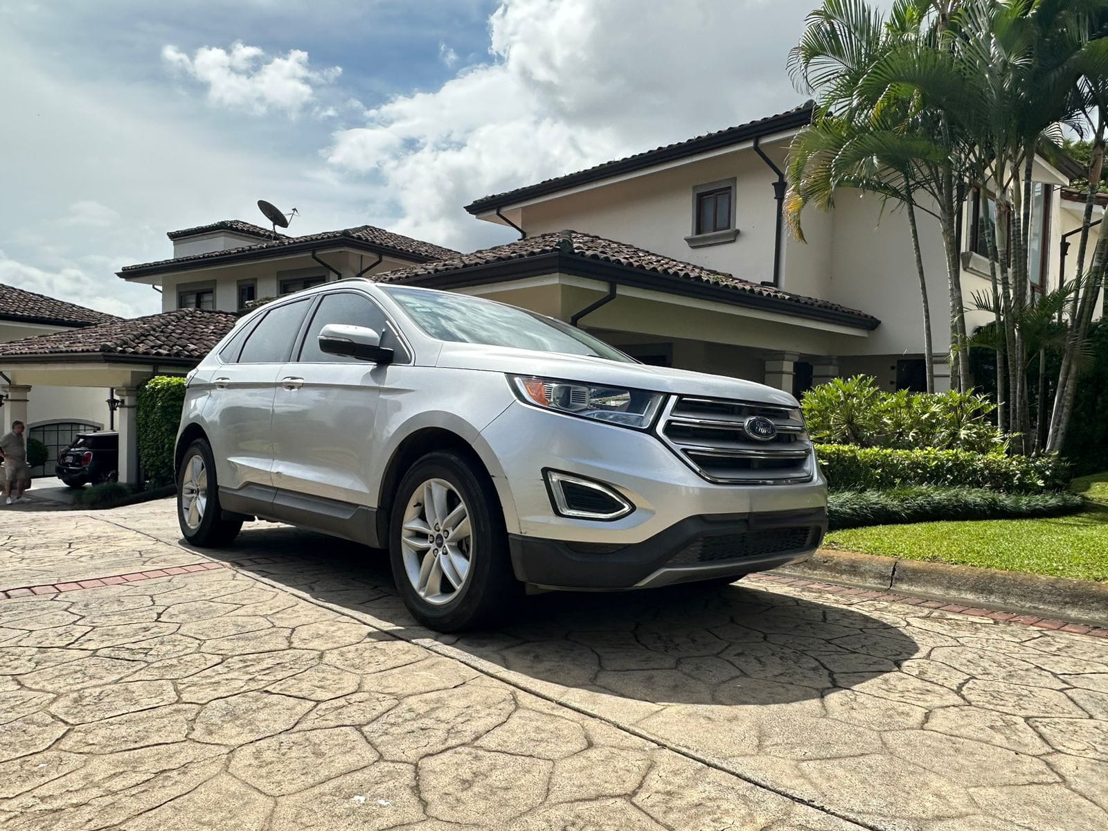 FORD EDGE