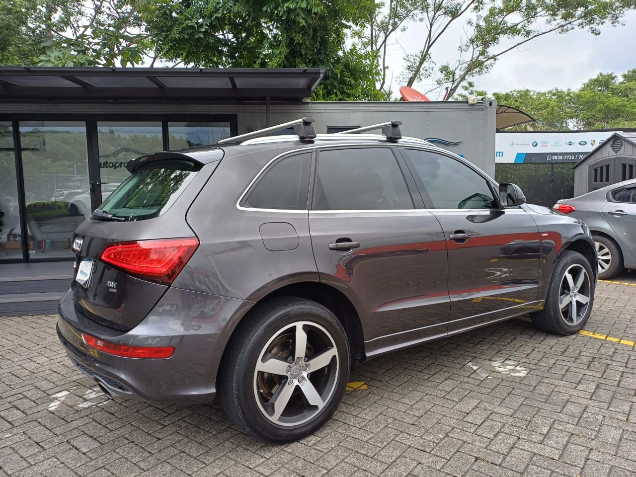 AUDI Q5 S-LINE