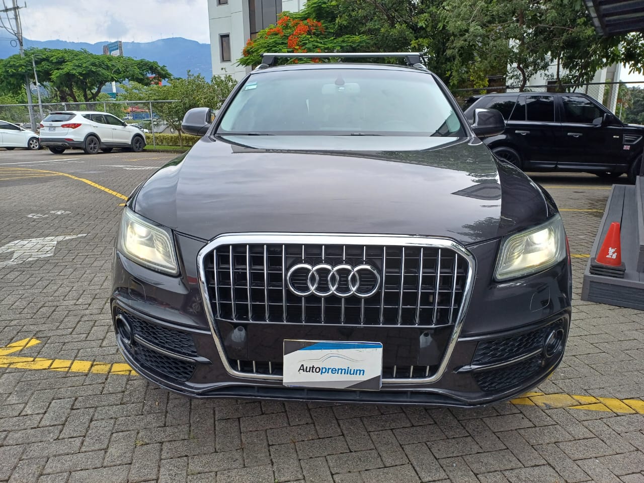 AUDI Q5 S-LINE