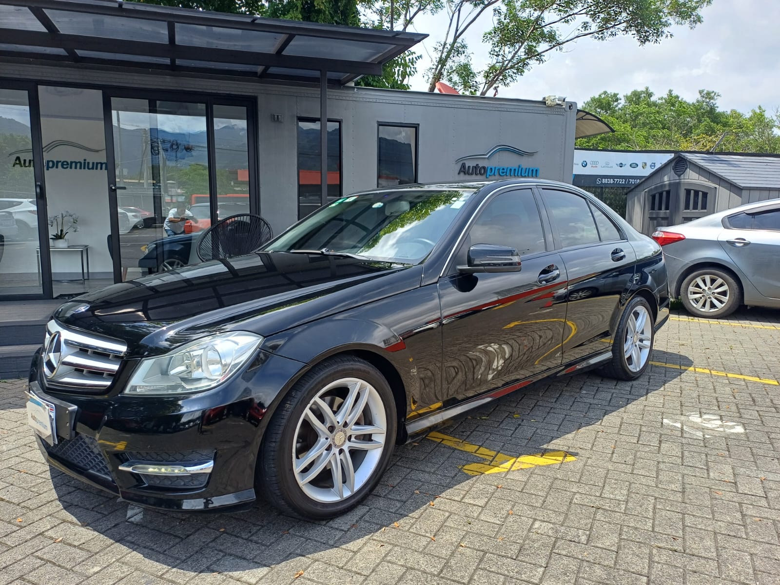 MERCEDES BENZ C 200