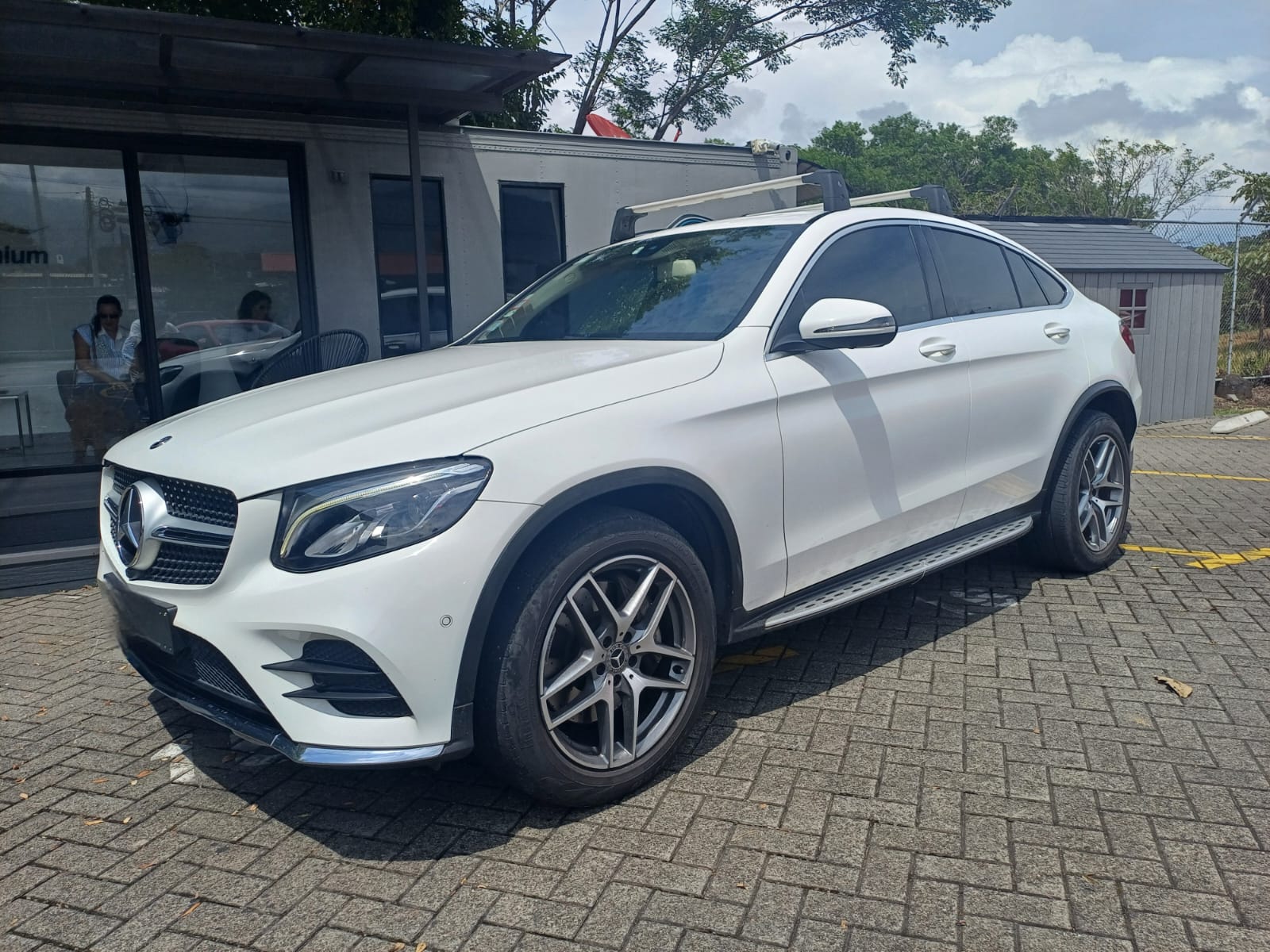 MB GLC 220D COUPE 4M