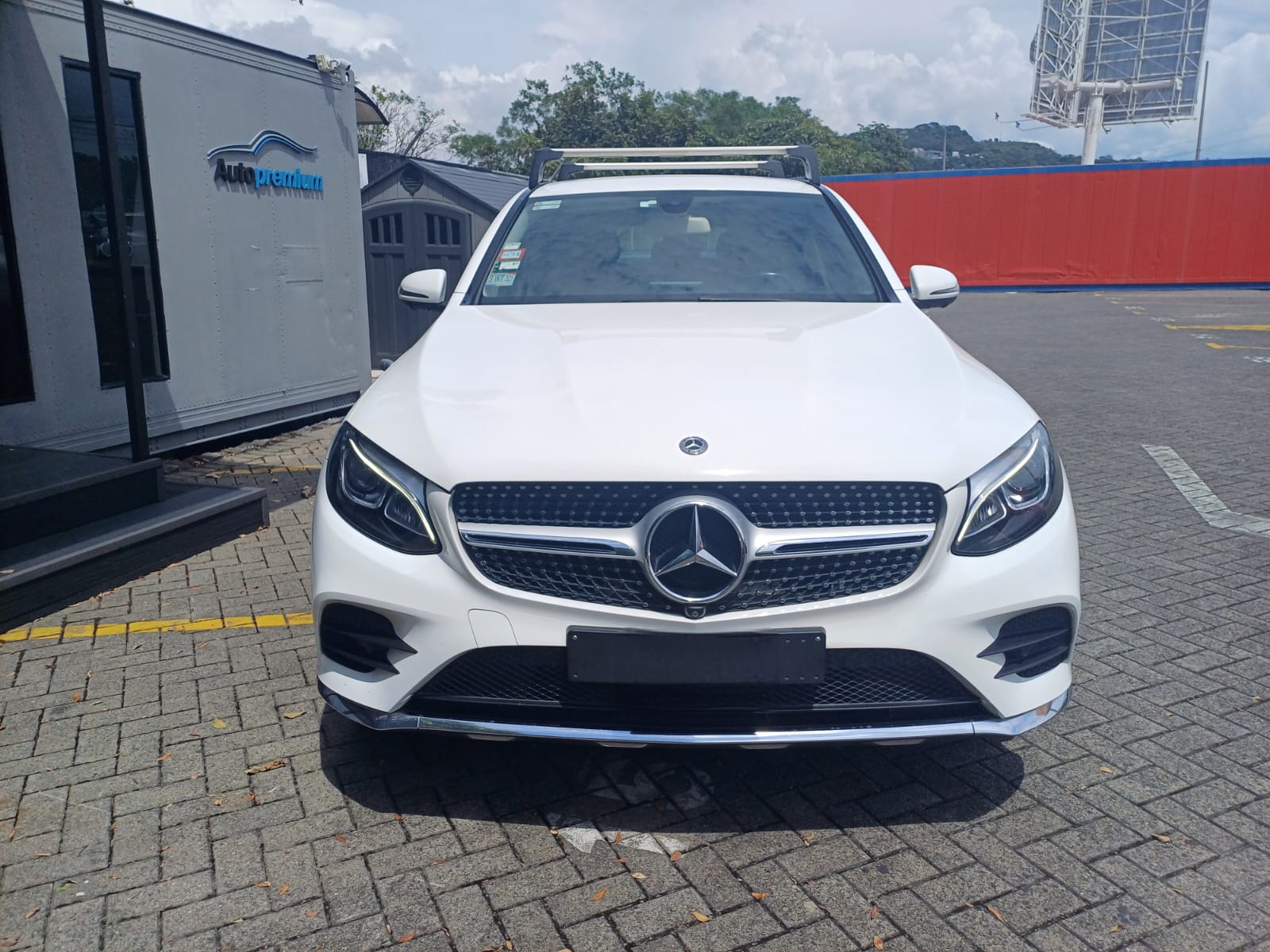 MB GLC 220D COUPE 4M