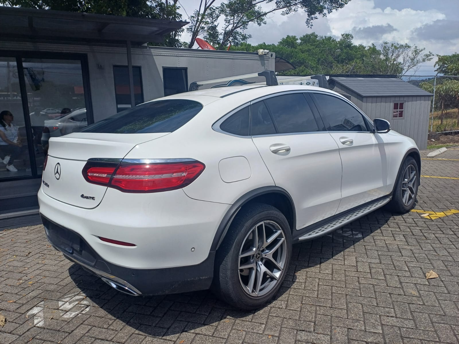 MB GLC 220D COUPE 4M