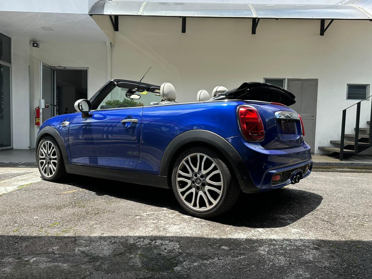 MINI COOPER CABRIOLET