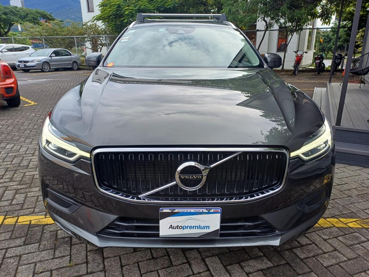 VOLVO XC60 T5