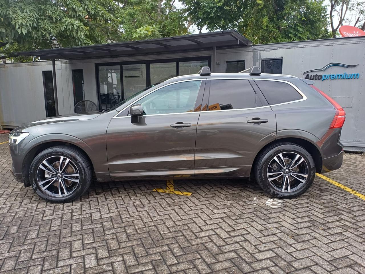 VOLVO XC60 T5