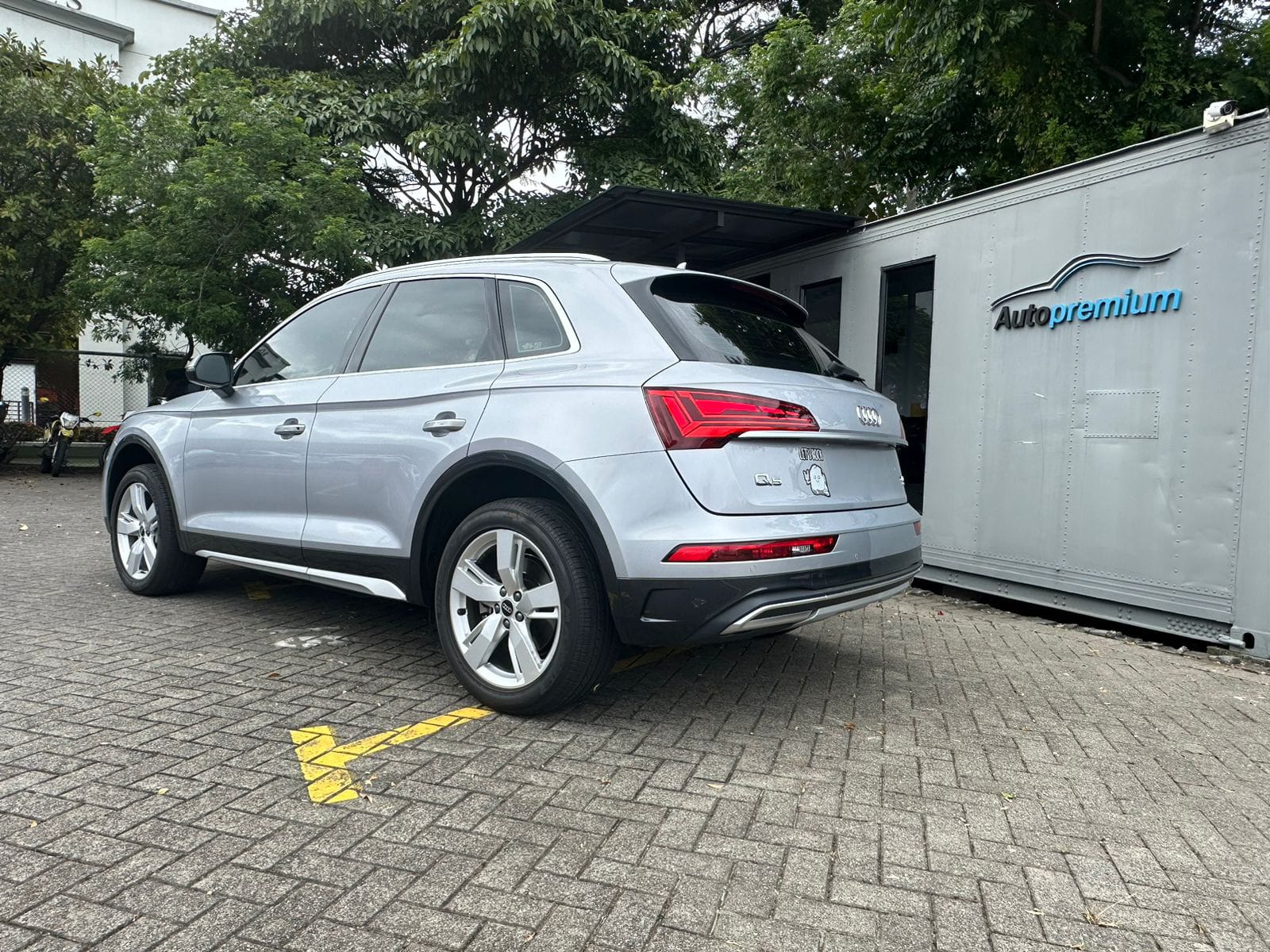 AUDI Q5