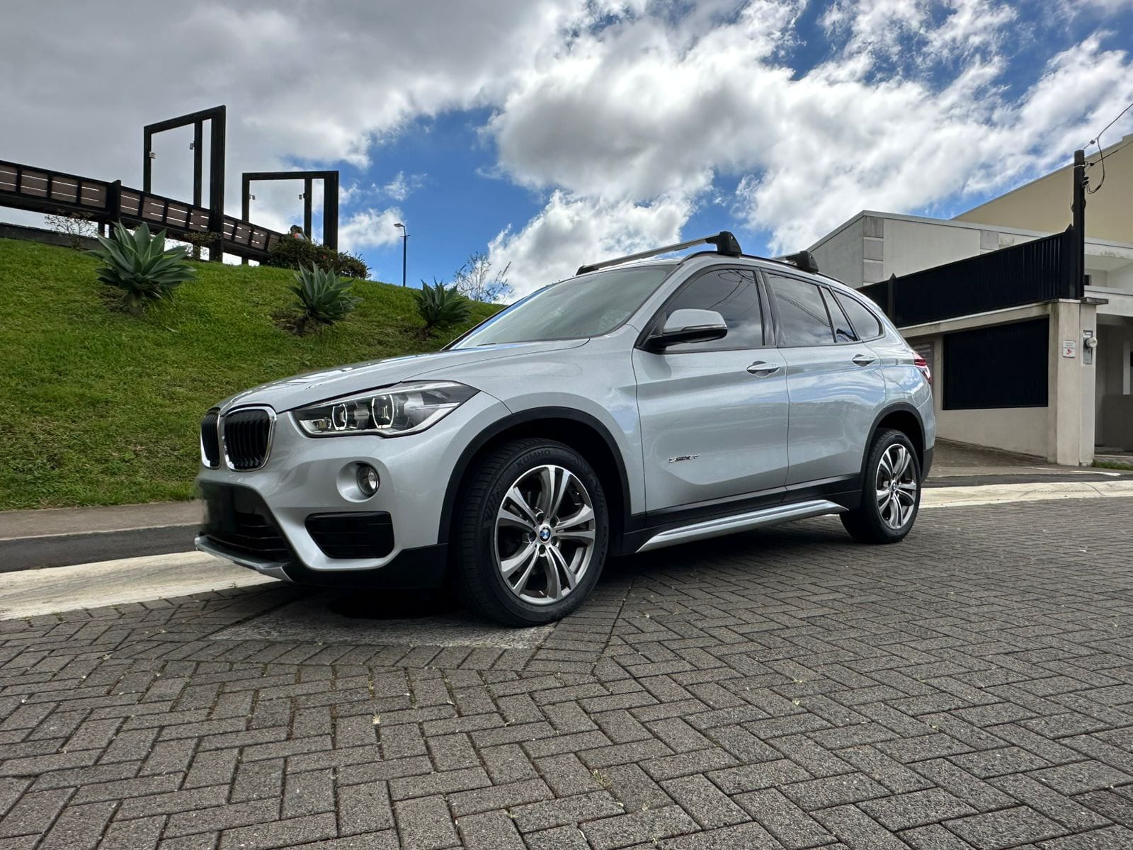 BMW X1 SPORT