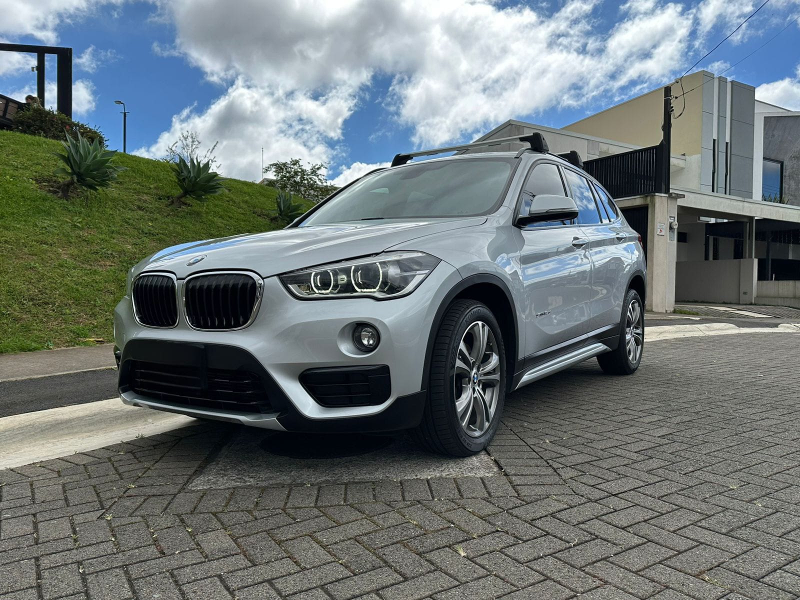 BMW X1 SPORT