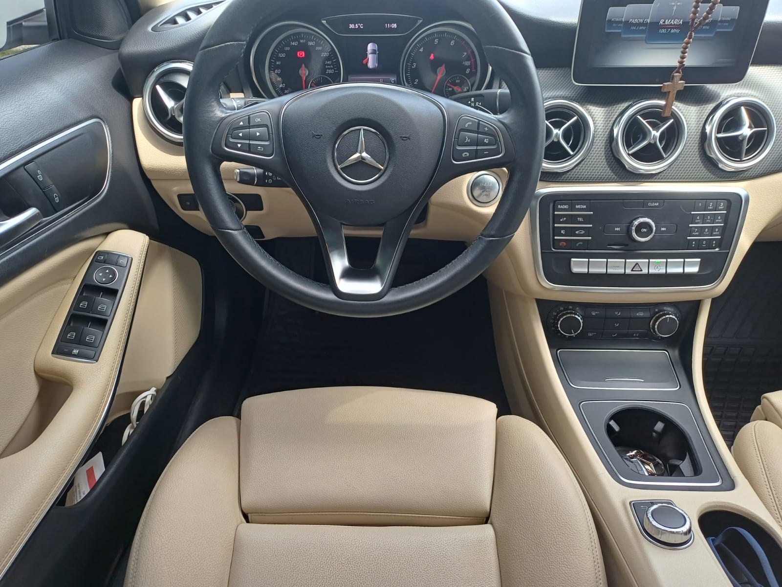 MERCEDES BENZ GLA 180