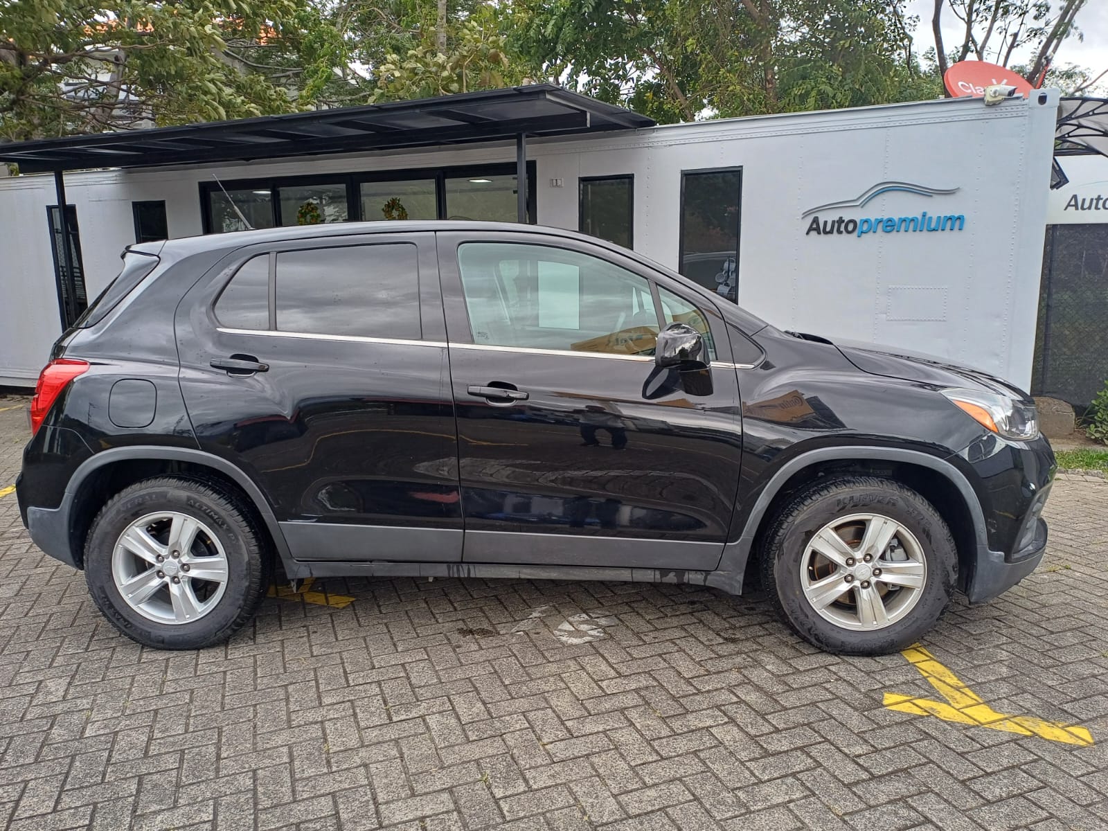 CHEVROLET TRAX LT