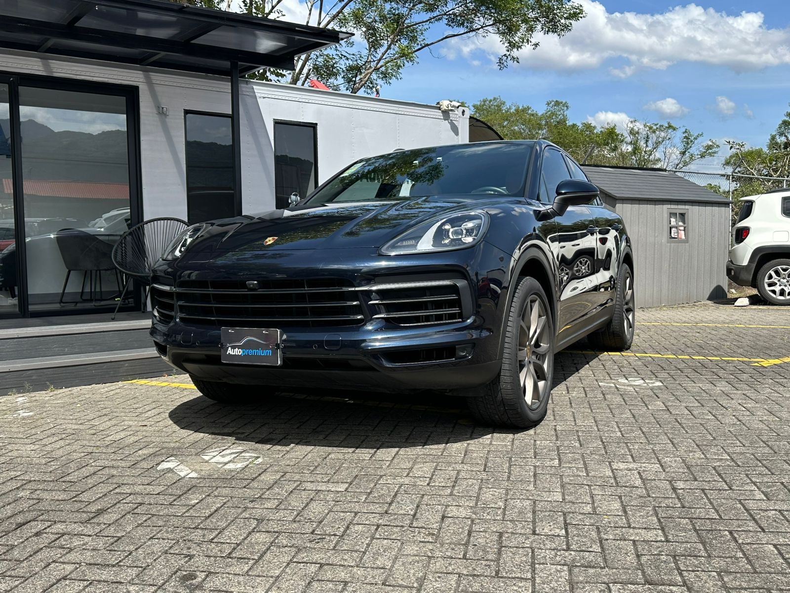 PORSCHE CAYENNE COUPE