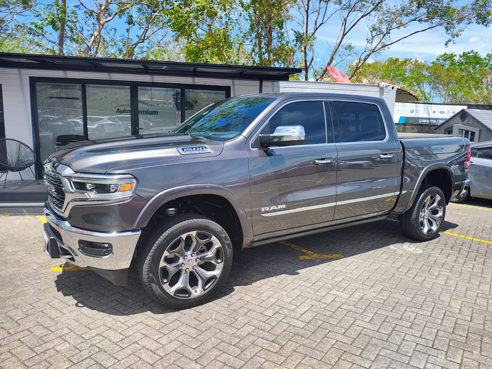 RAM 1500 HEMI