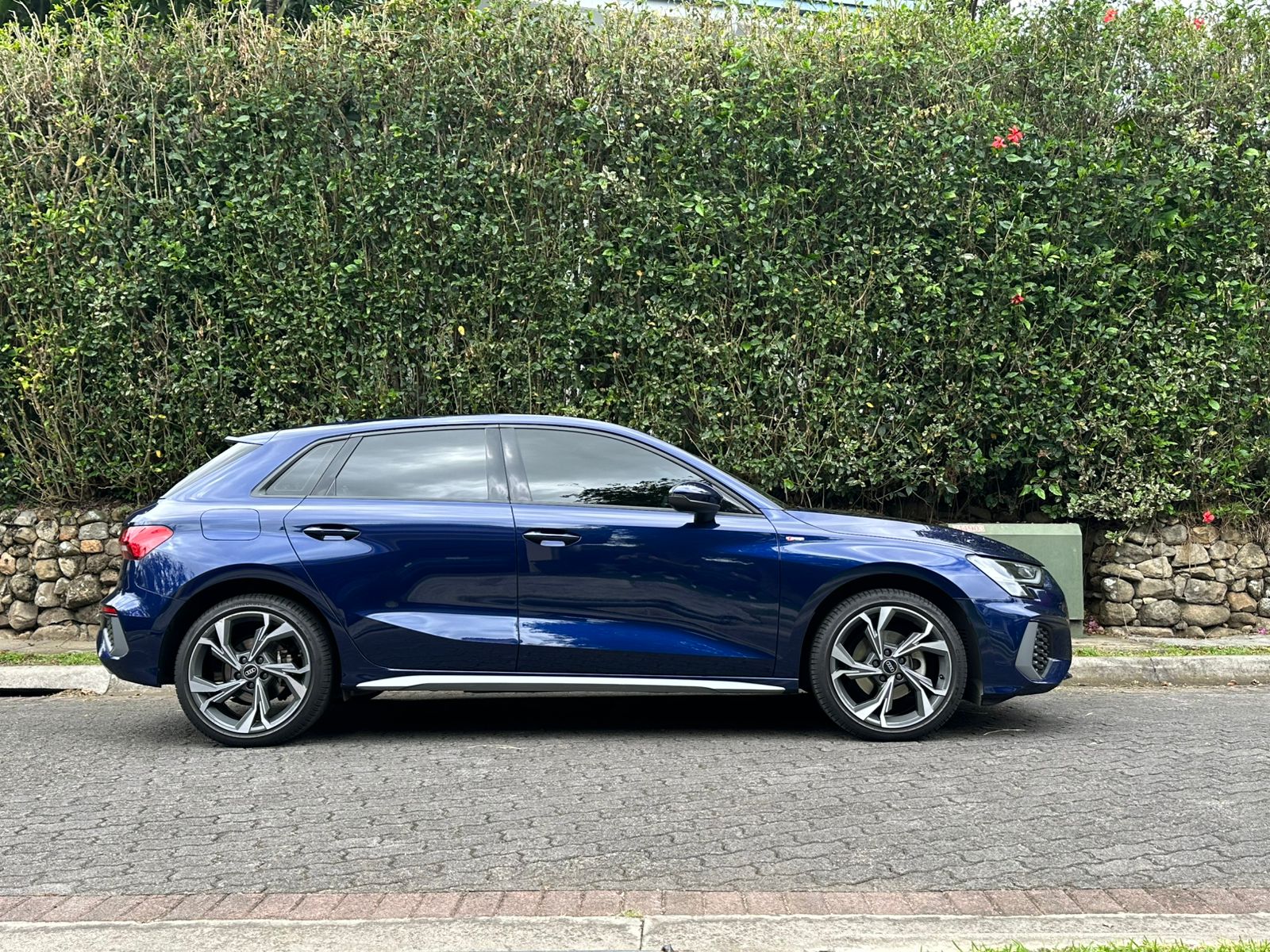AUDI A3 SLINE