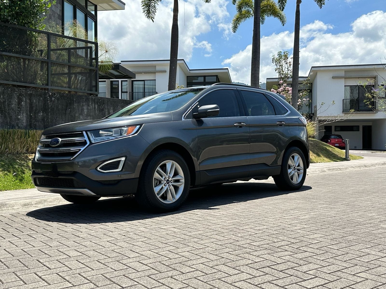 FORD EDGE SEL