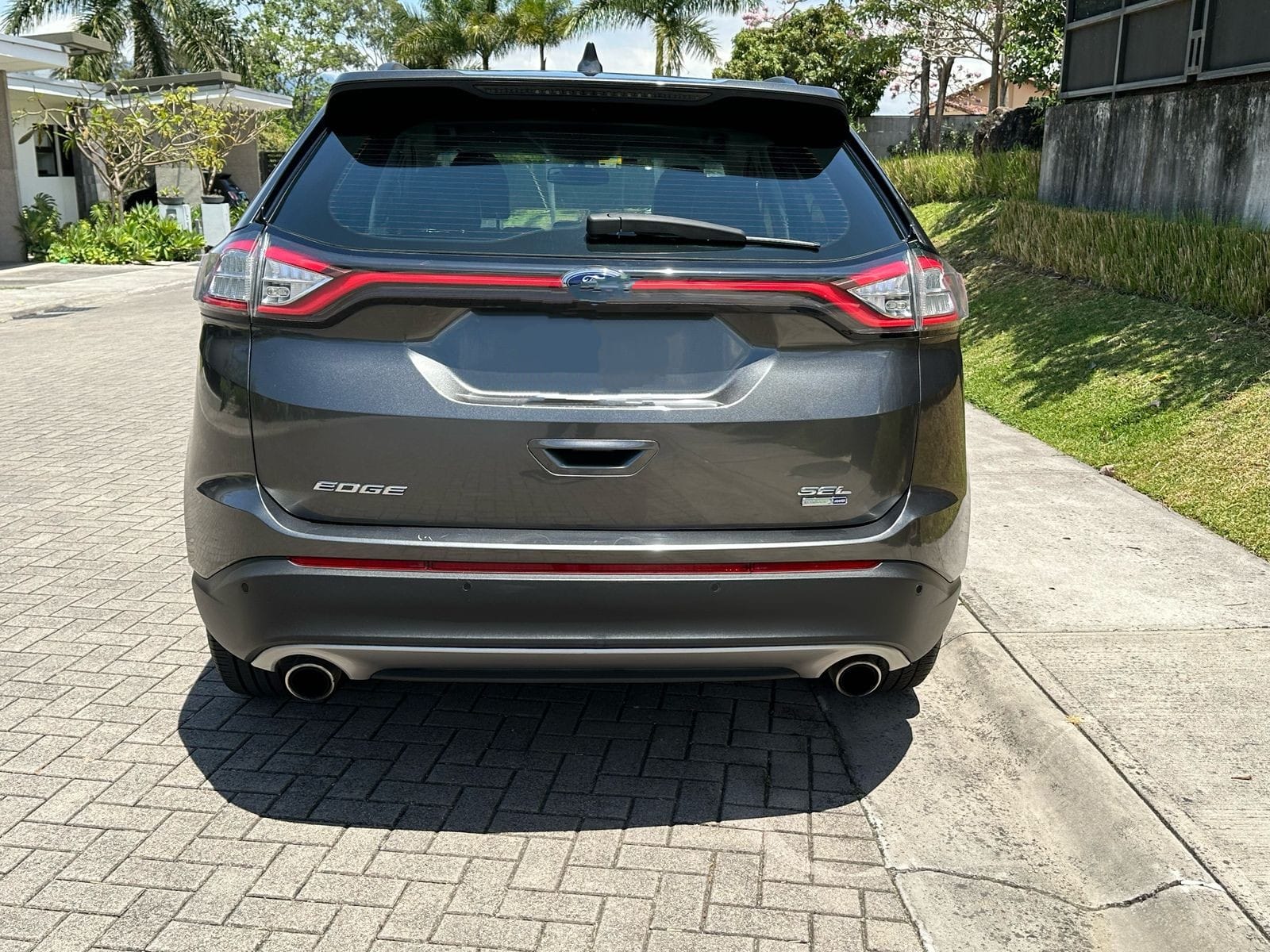 FORD EDGE SEL