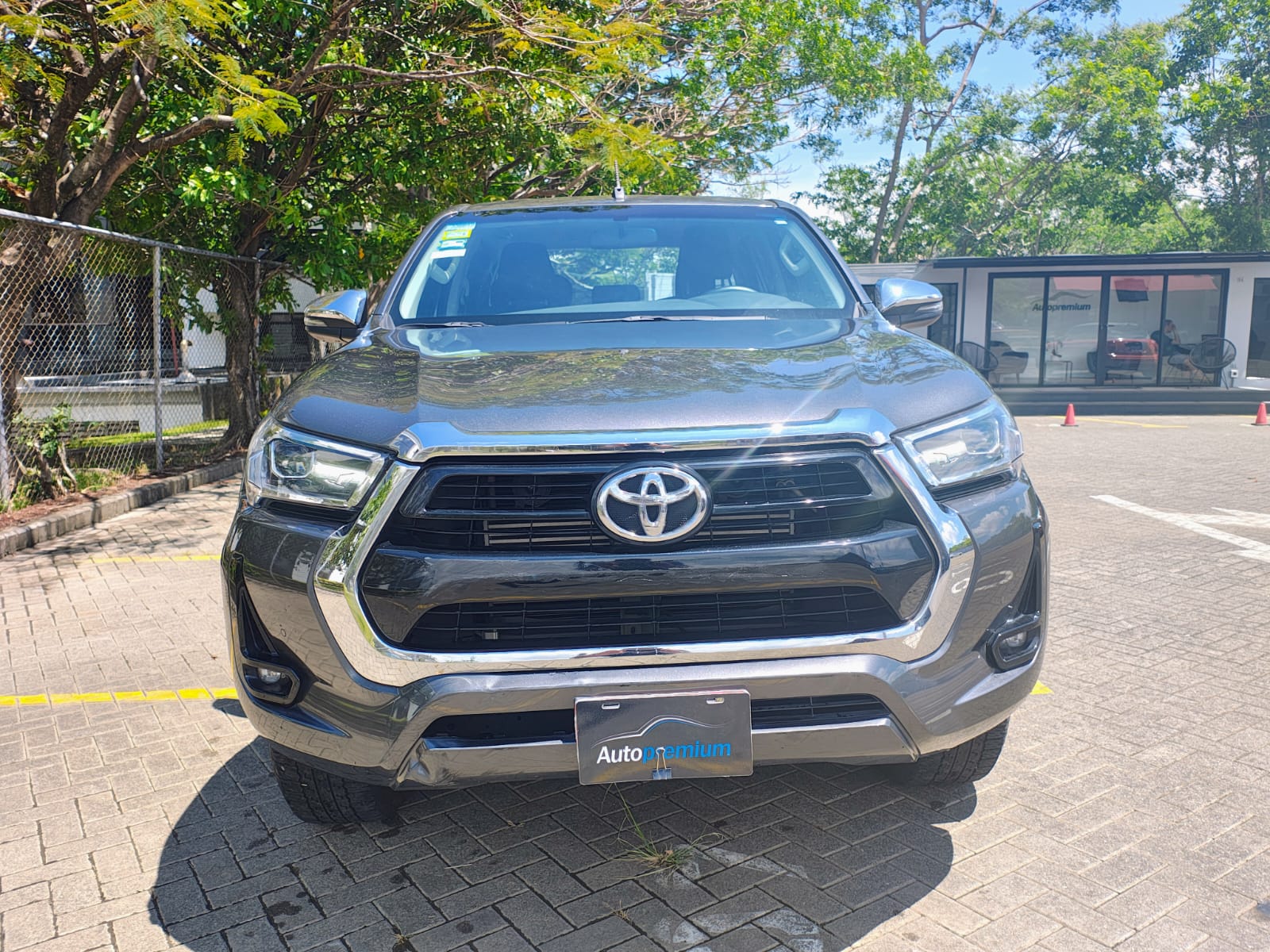 TOYOTA HILUX SRV