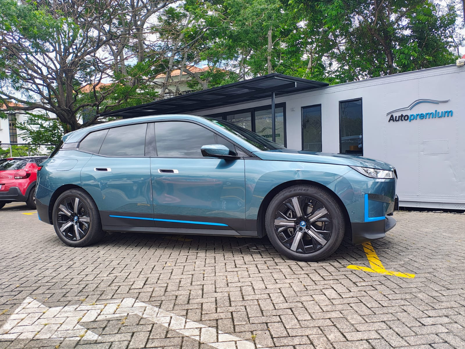 BMW iX X-DRIVE 40