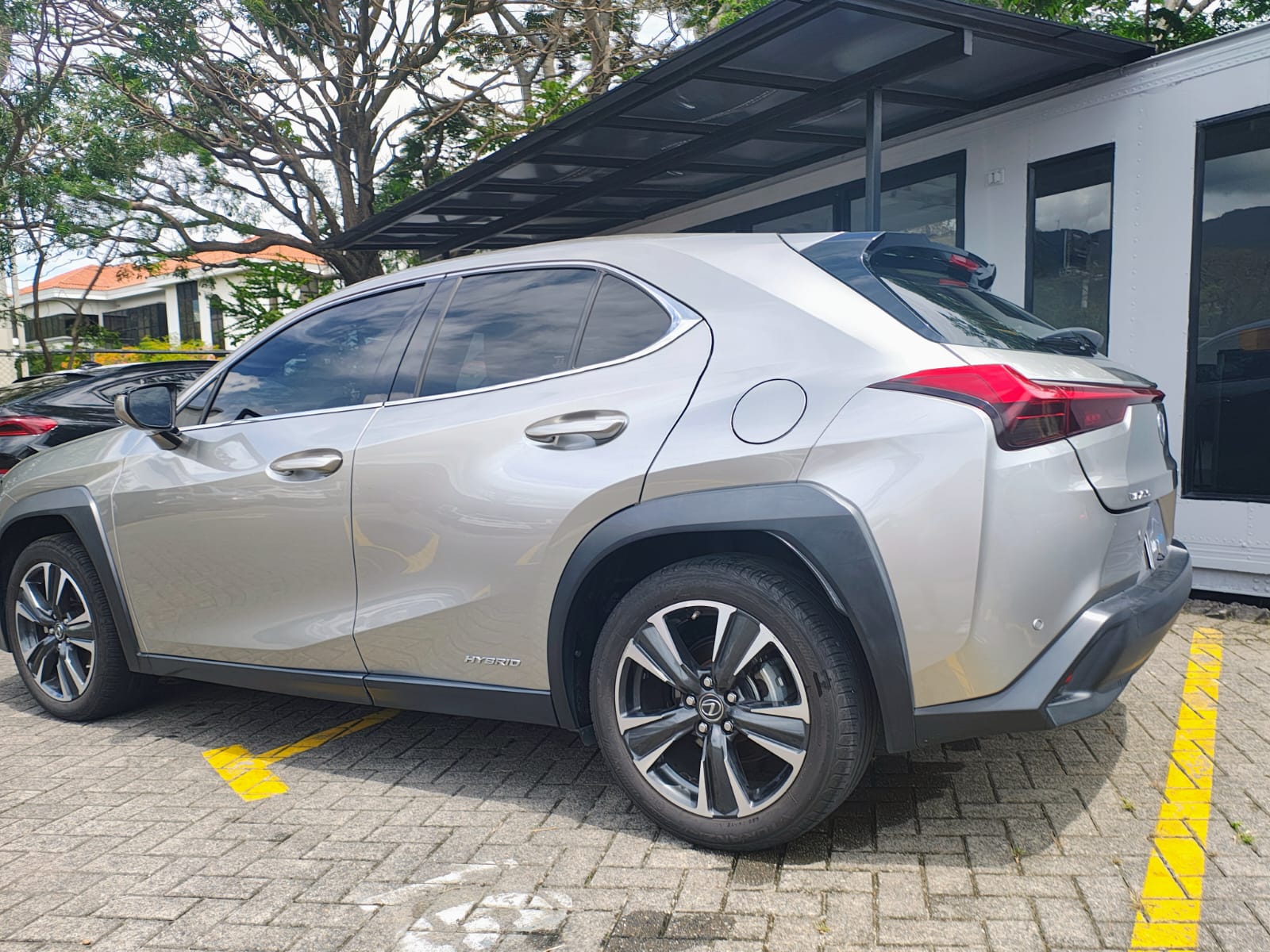 LEXUS UX250H