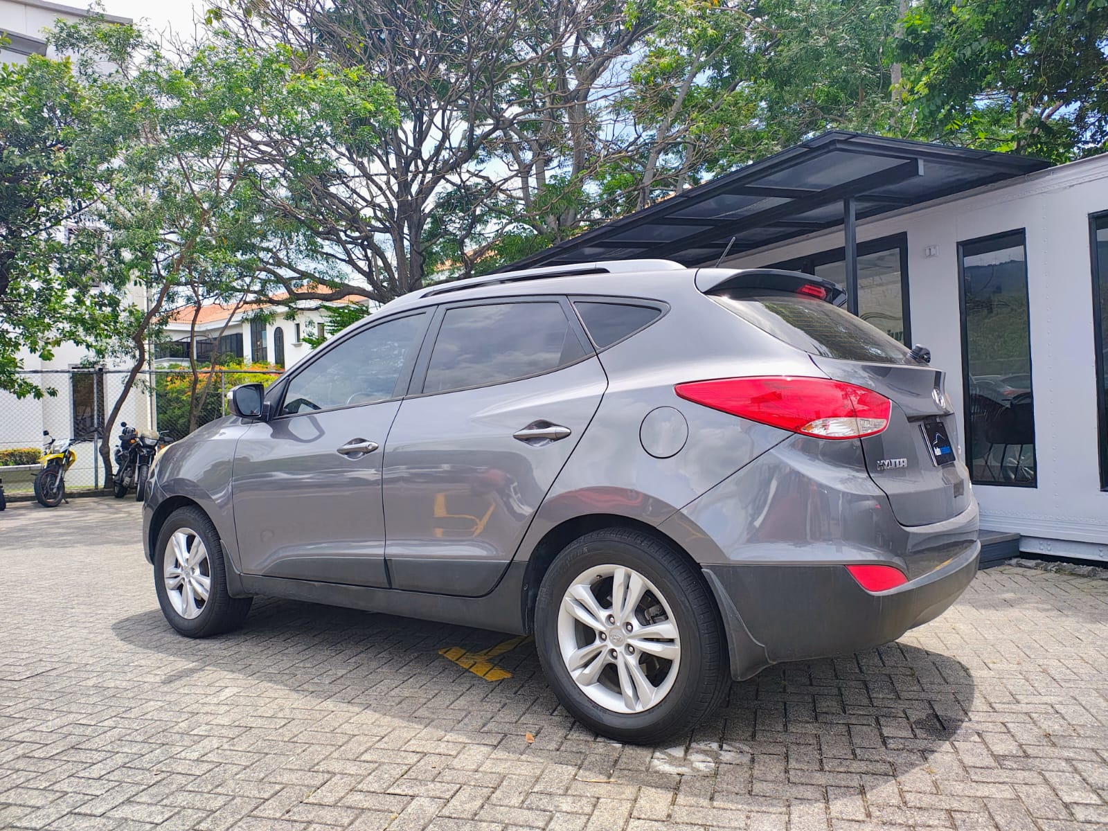 HYUNDAY TUCSON GL
