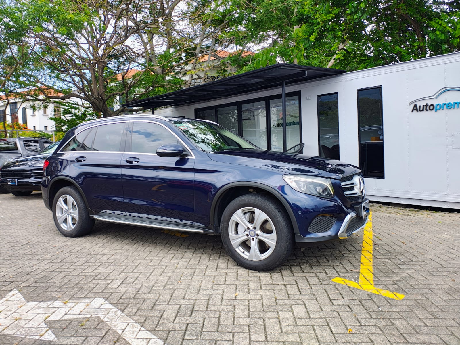 MERCEDES BENZ GLC 250