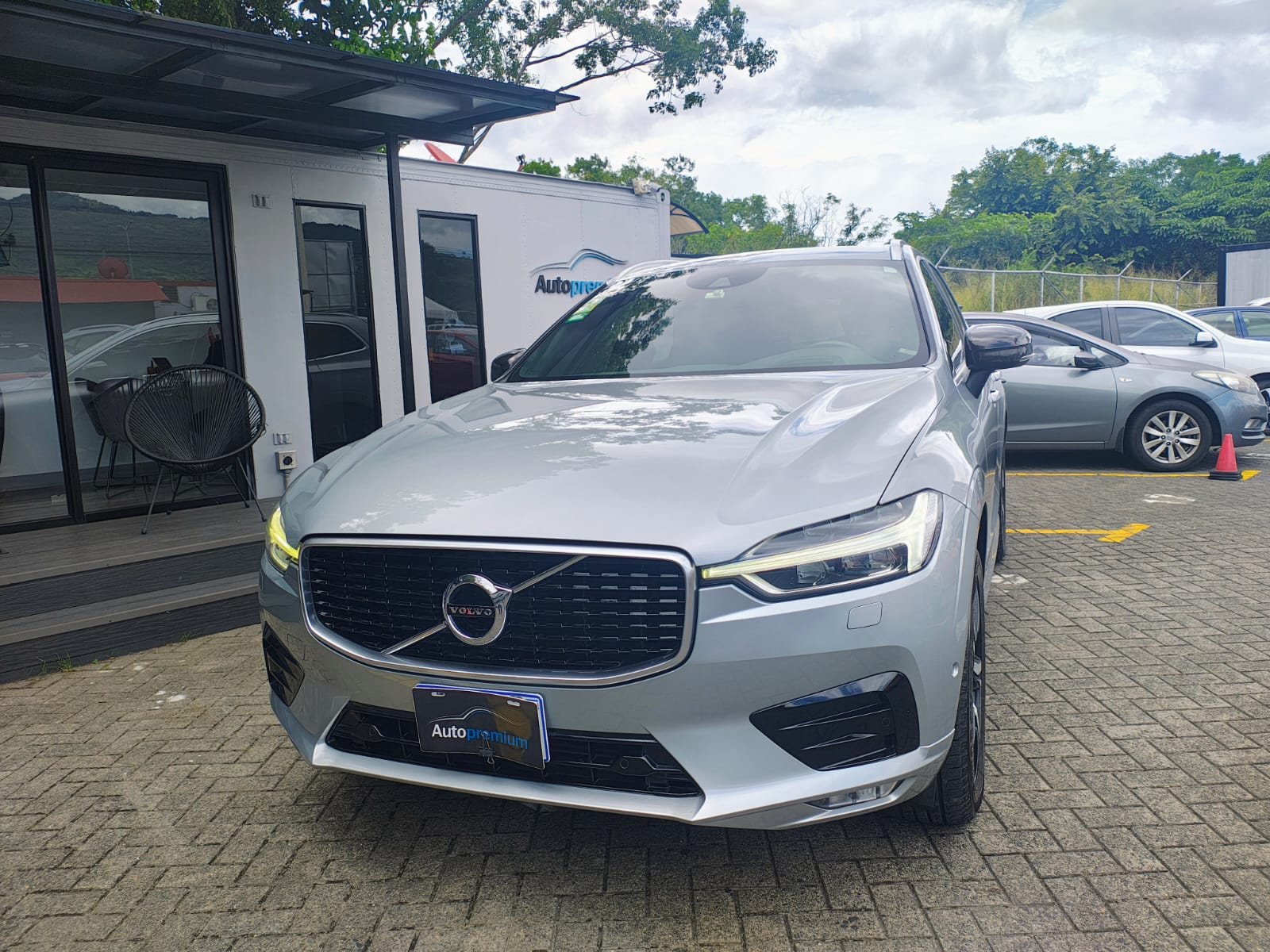 VOLVO XC60 T6
