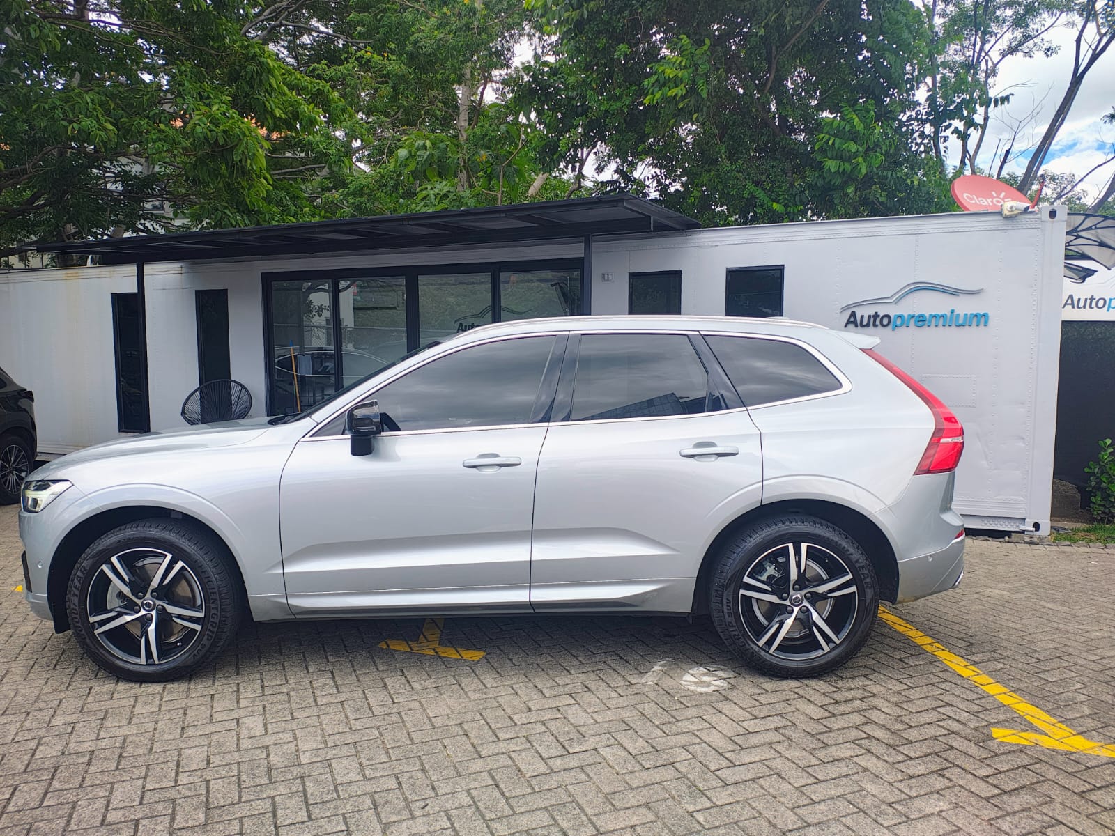 VOLVO XC60 T6