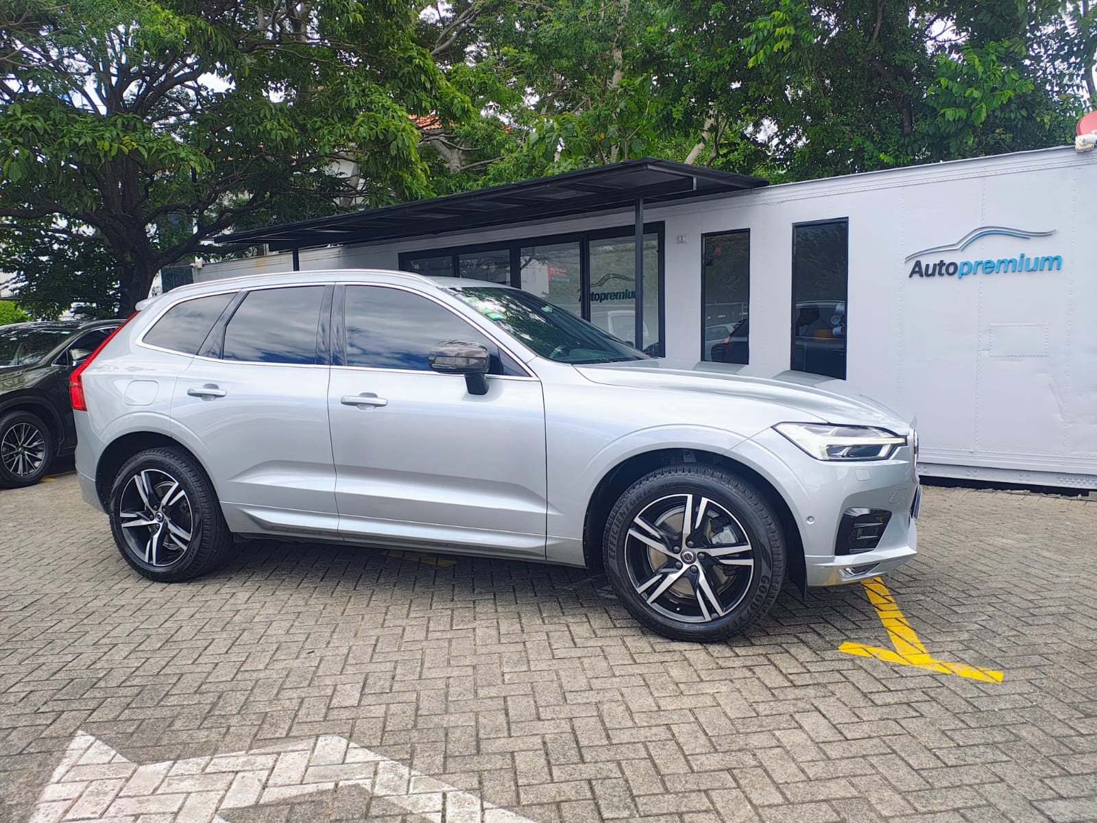 VOLVO XC60 T6