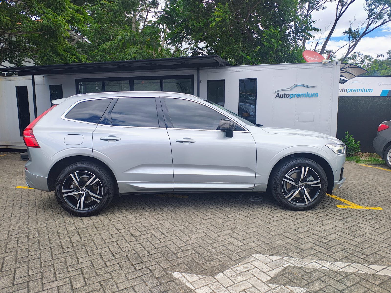 VOLVO XC60 T6