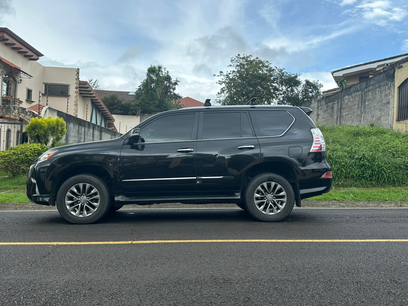 LEXUS GX460