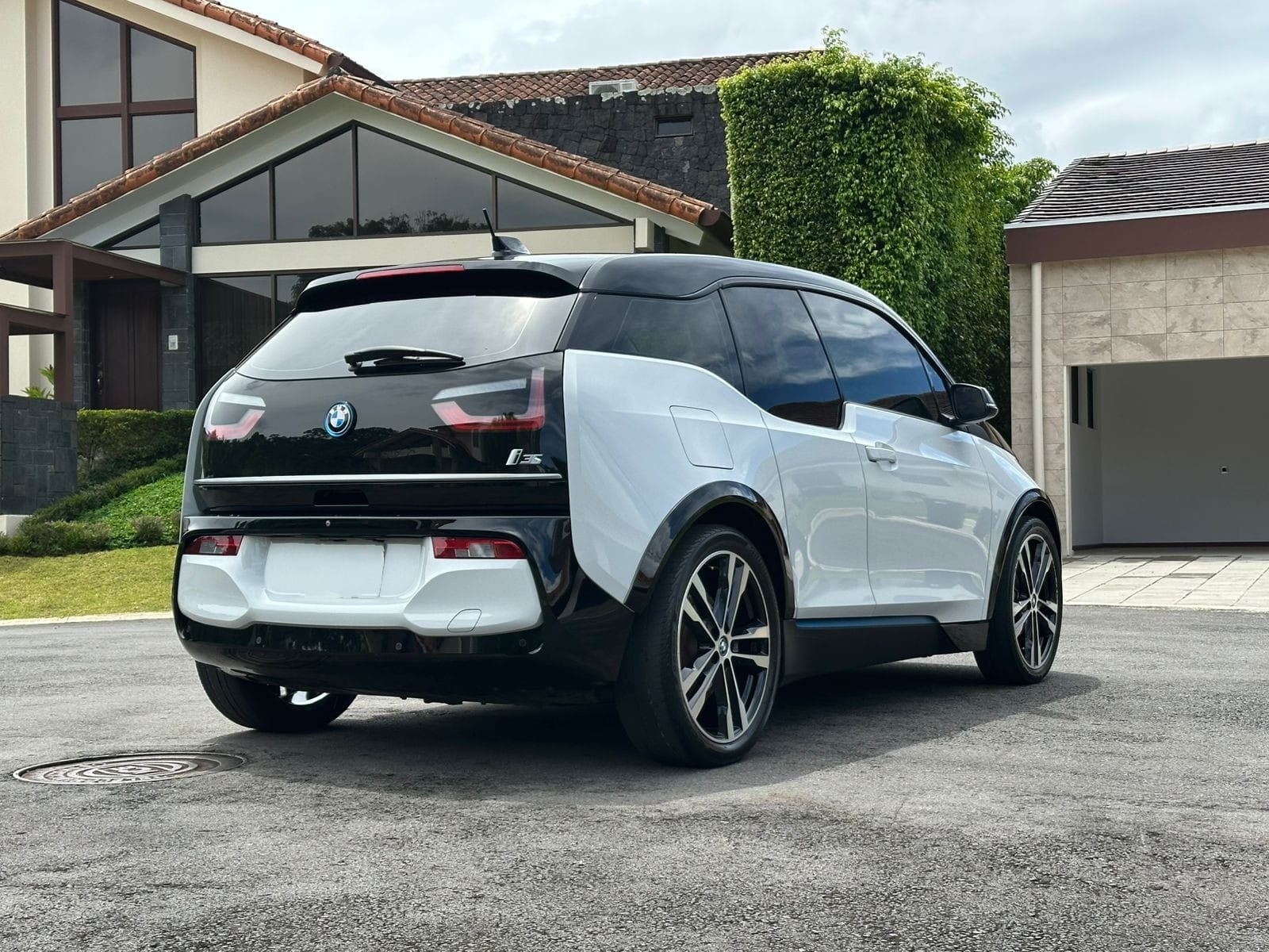 BMW I3 S