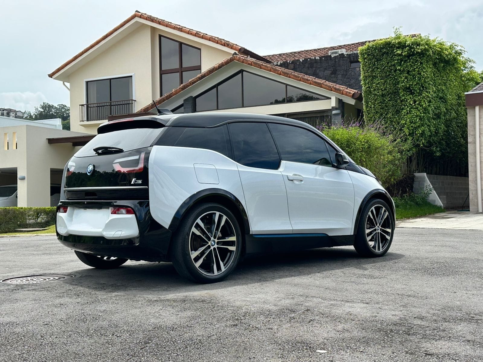 BMW I3 S