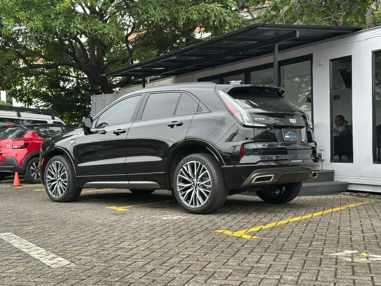 CADILLAC XT4 SPORT