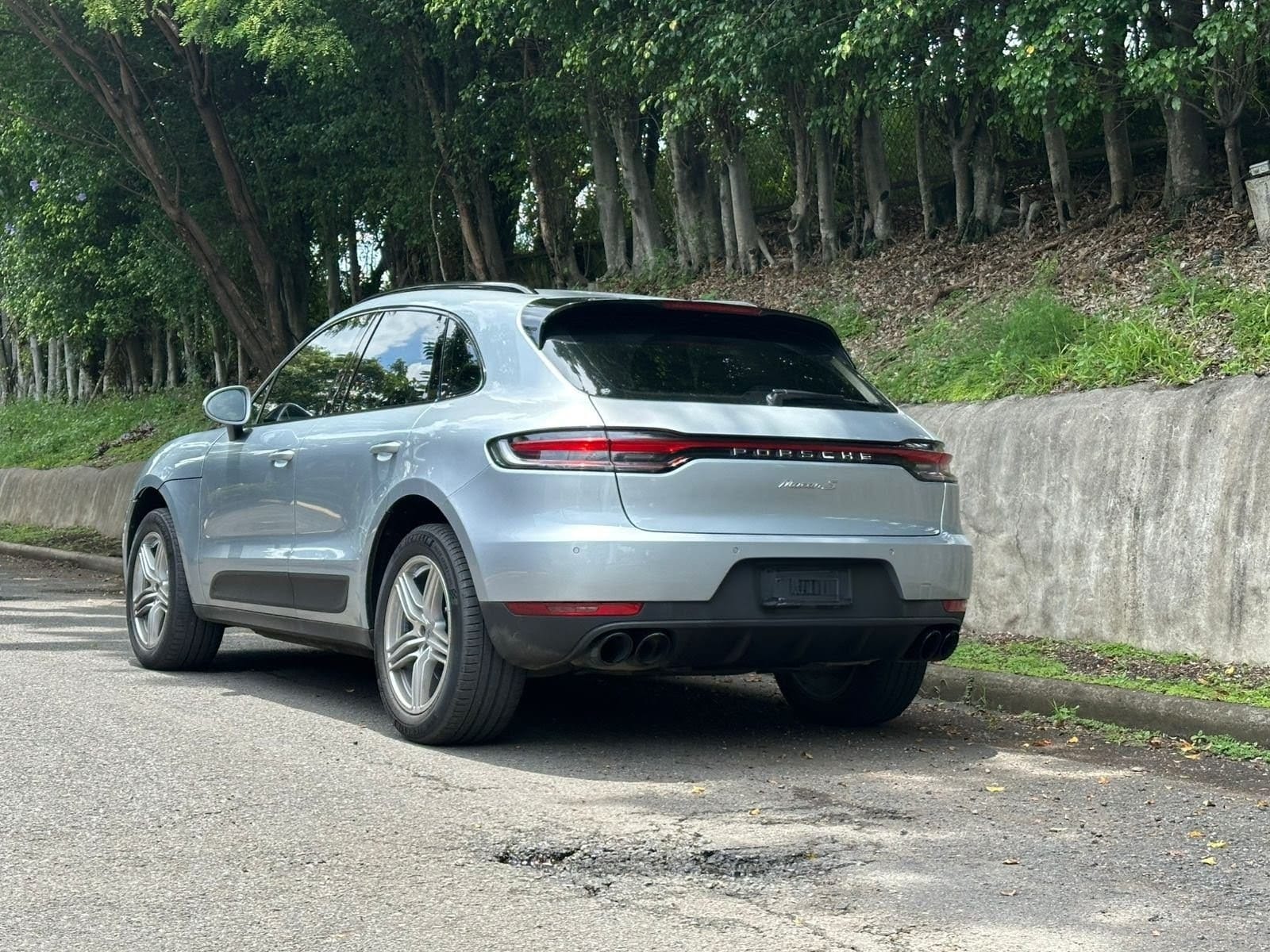 PORSCHE MACAN S