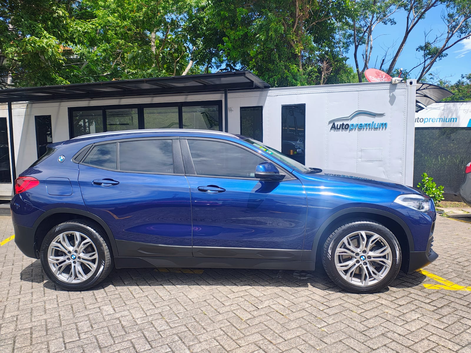 BMW X2
