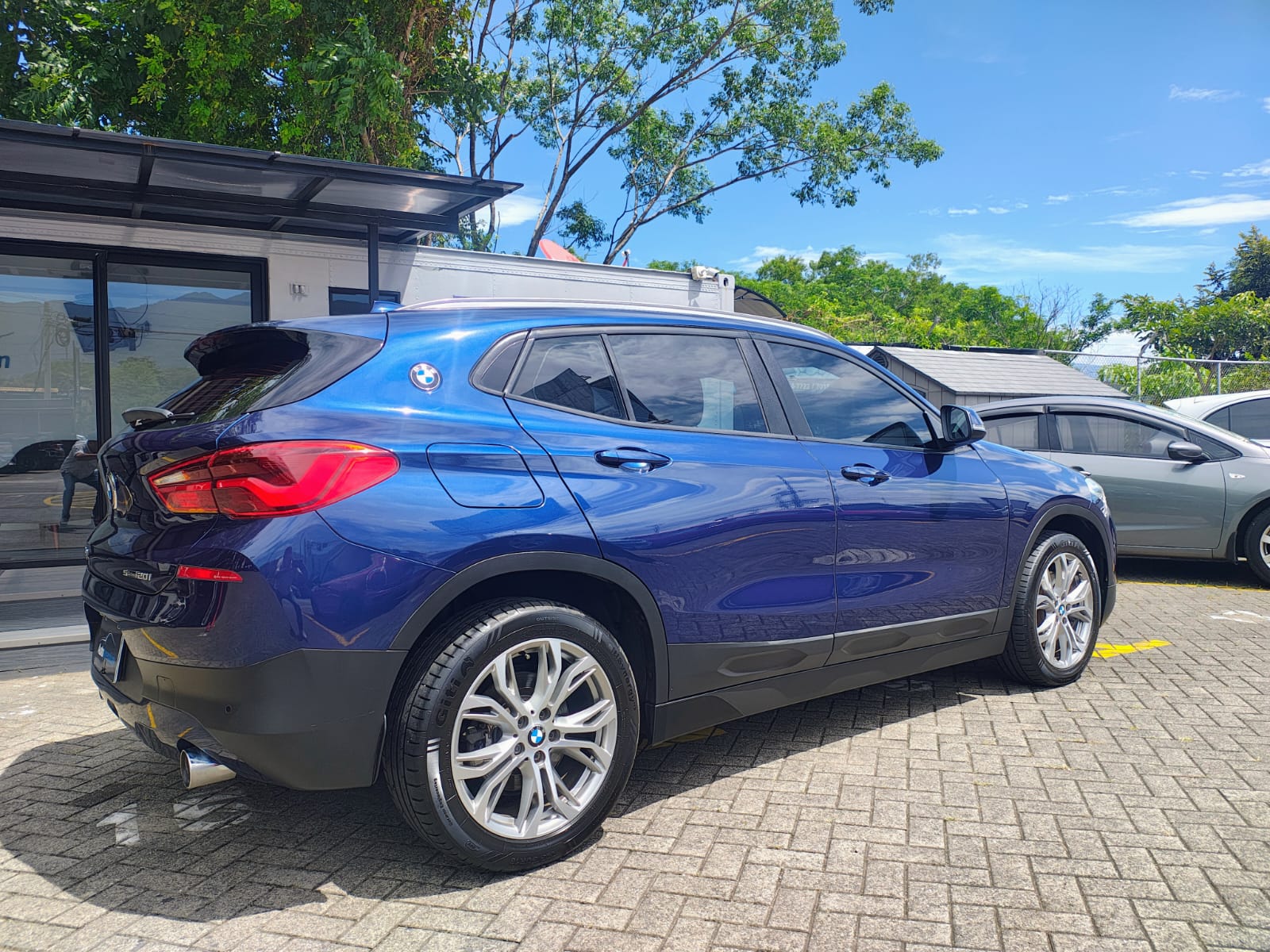 BMW X2