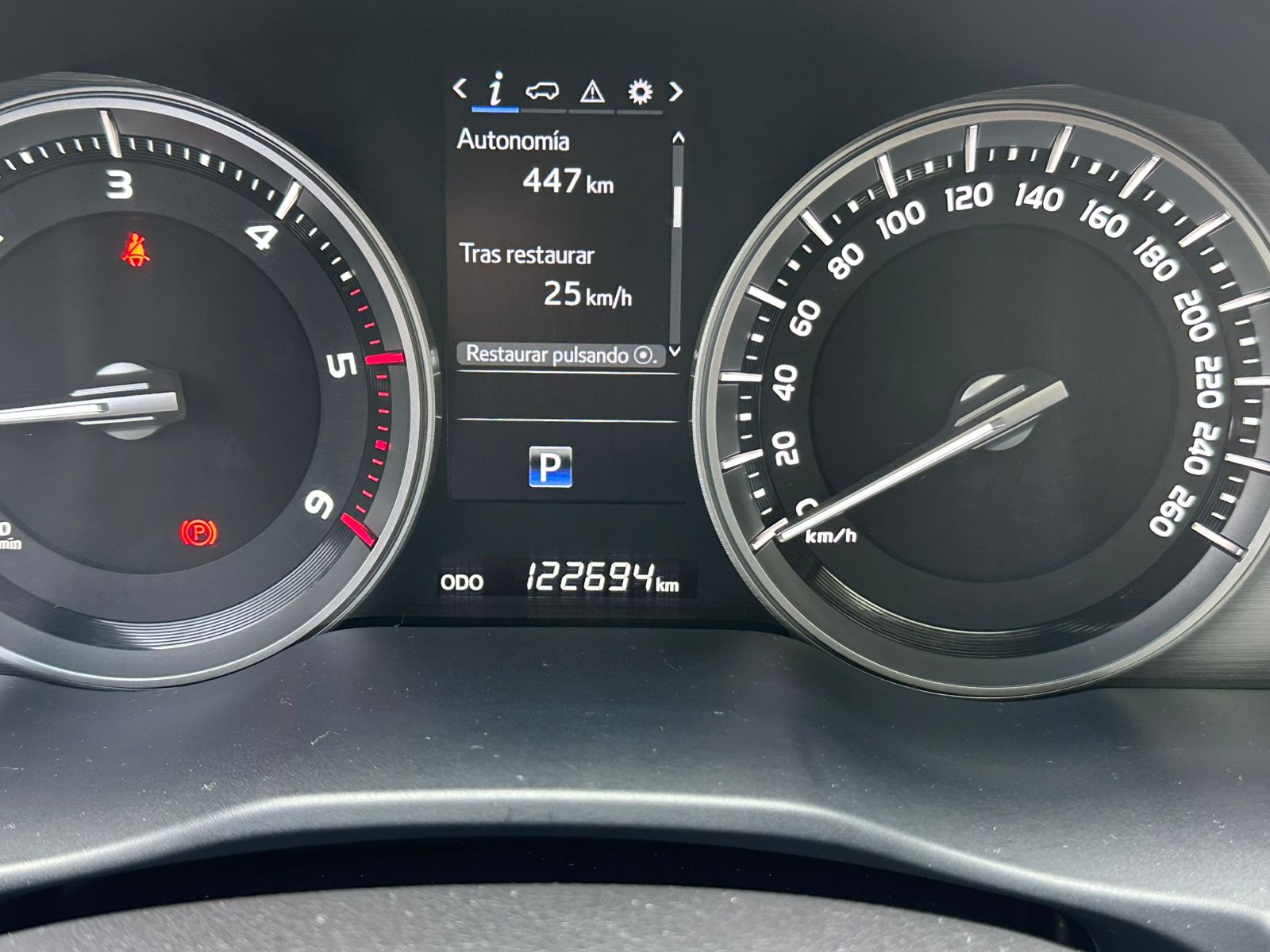 TOYOTA LAND CRUISER VX