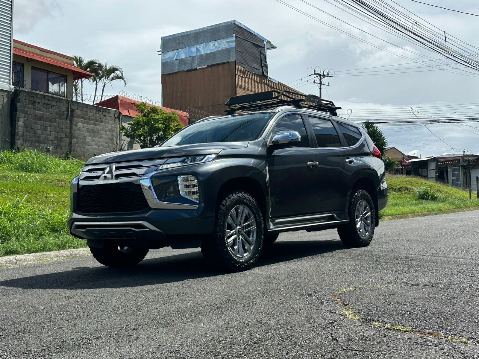 MITSUBISHI MONTERO SPORT