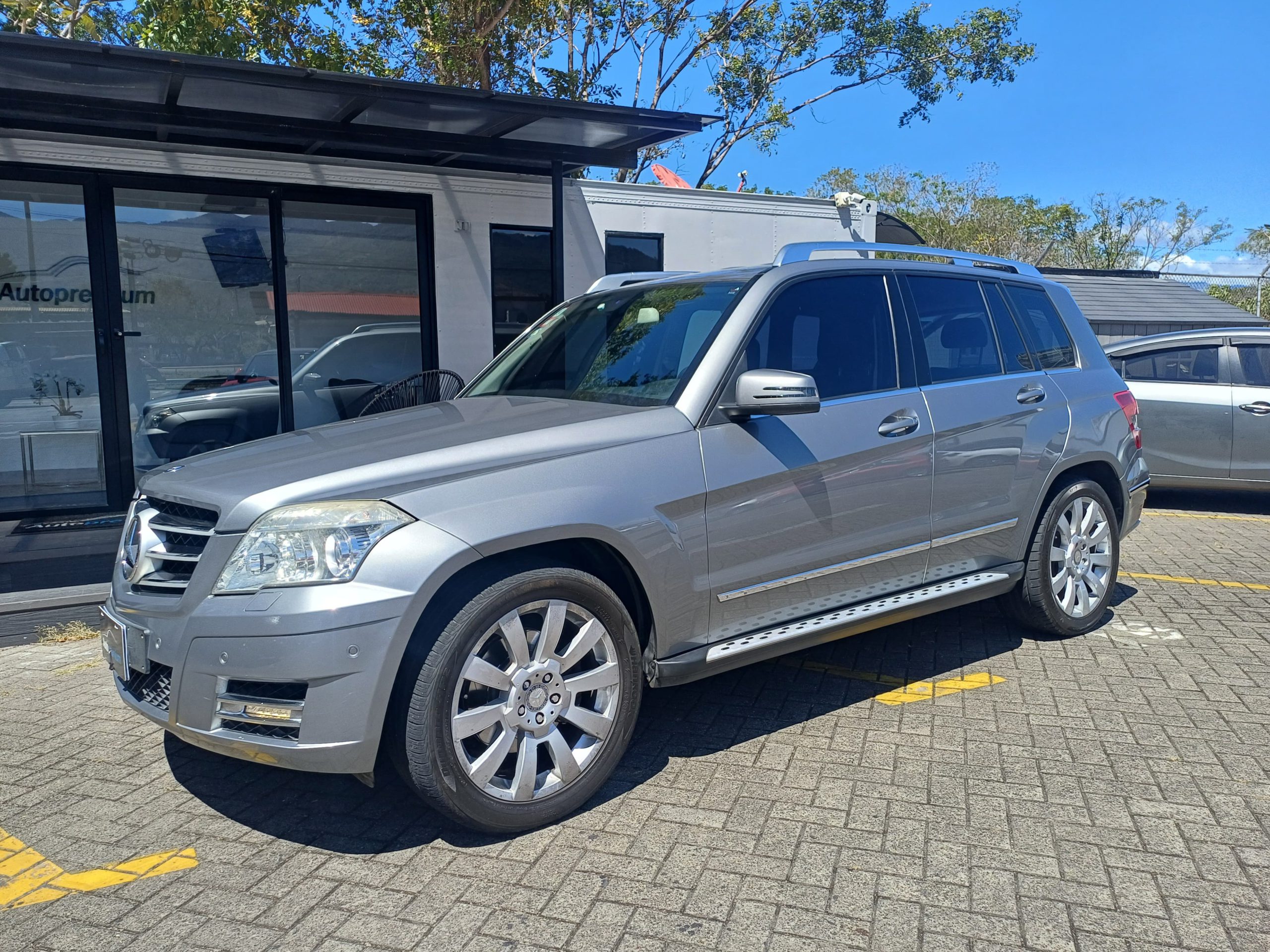 MERCEDES BENZ GLK300