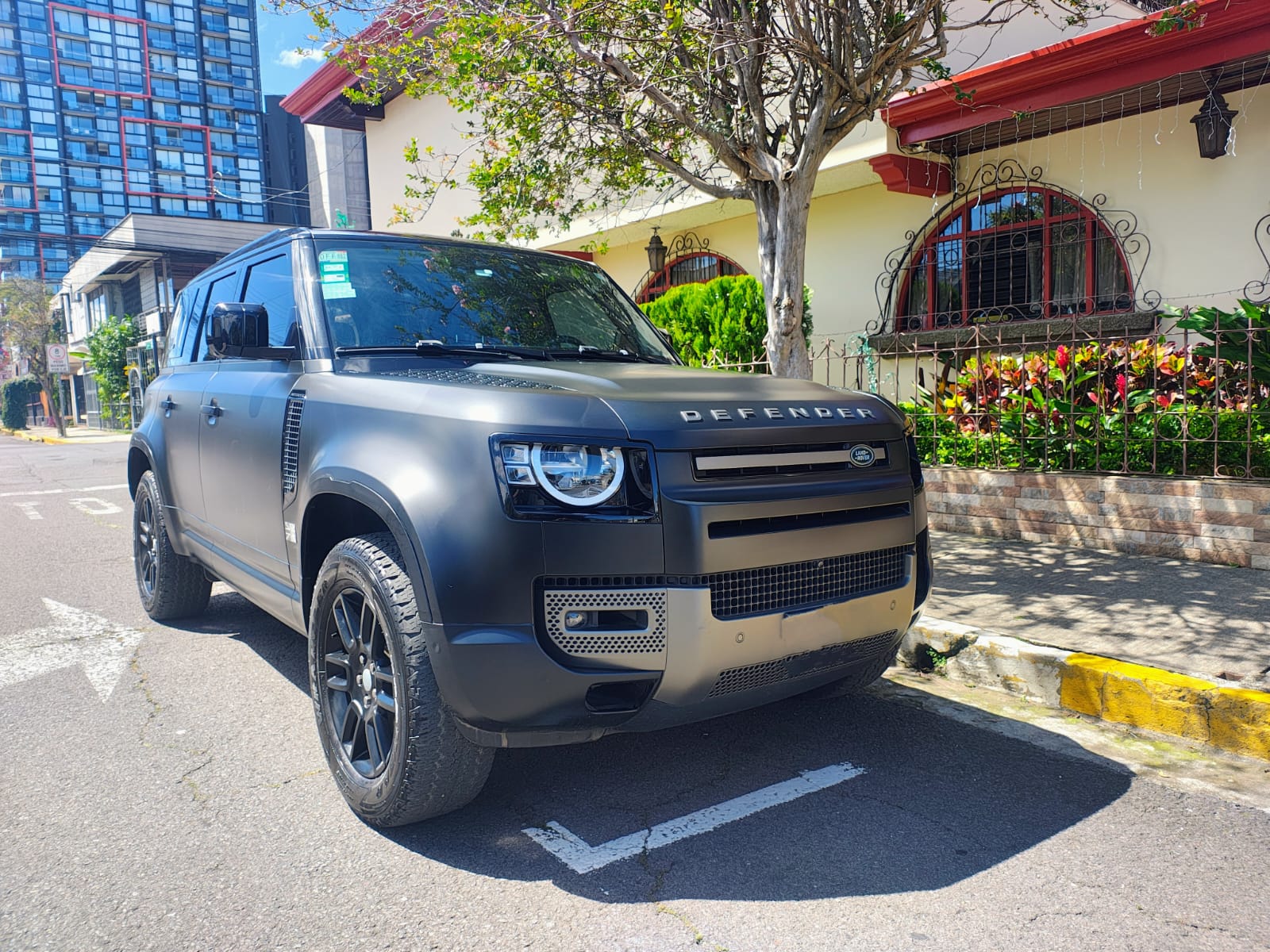 LAND ROVER DEFENDER S