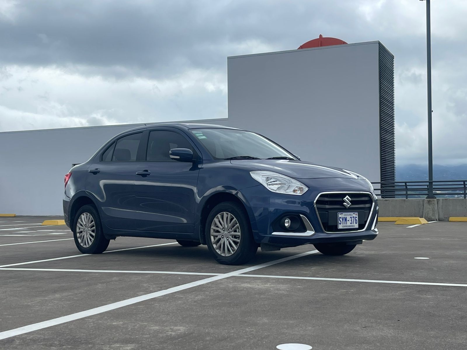 SUZUKI DZIRE GL