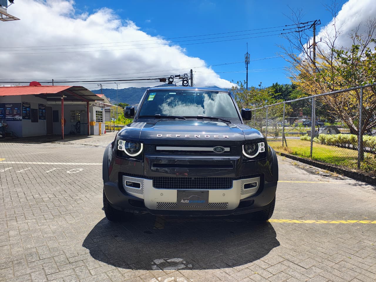 DEFENDER SE P400