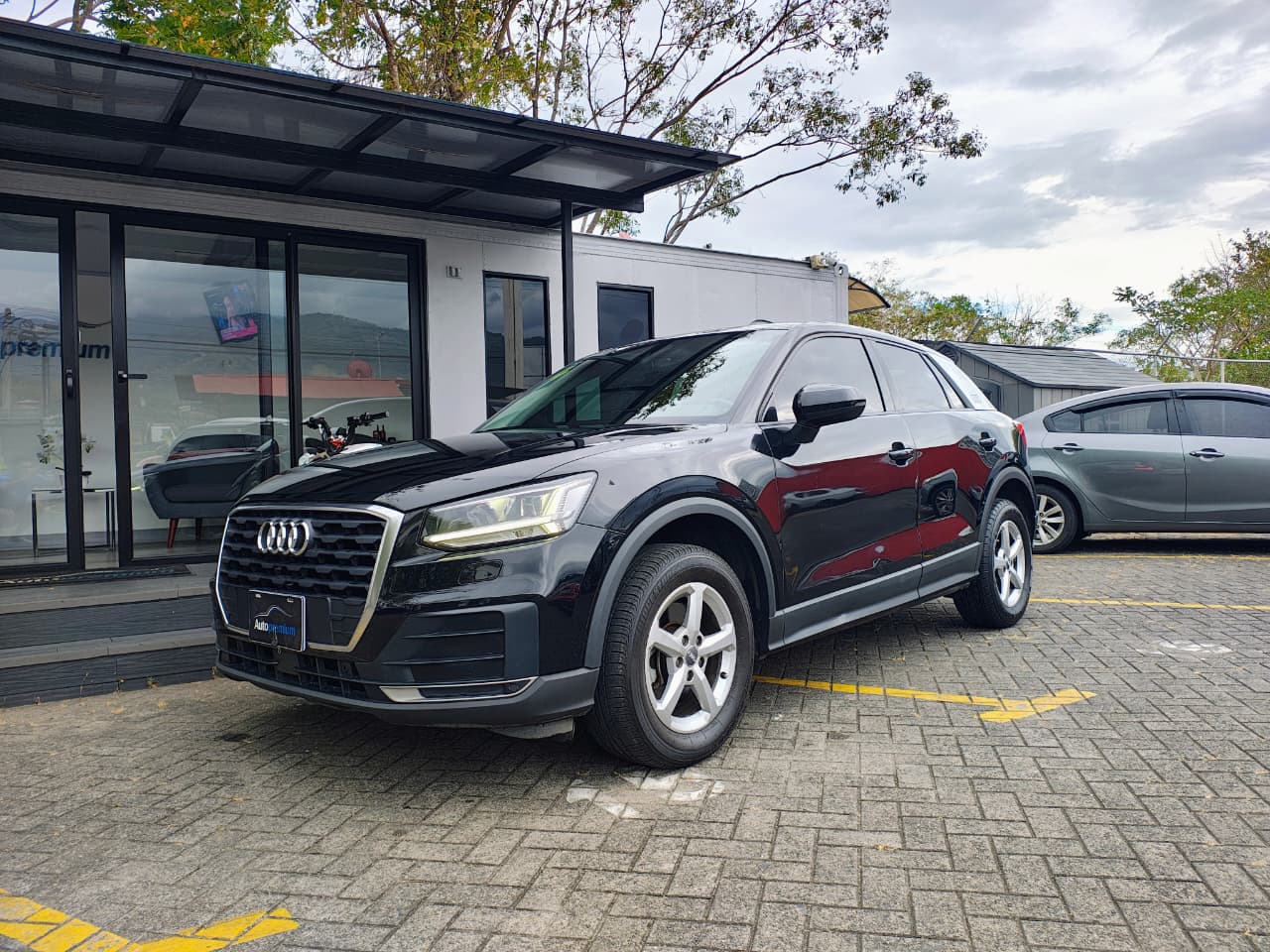AUDI Q2