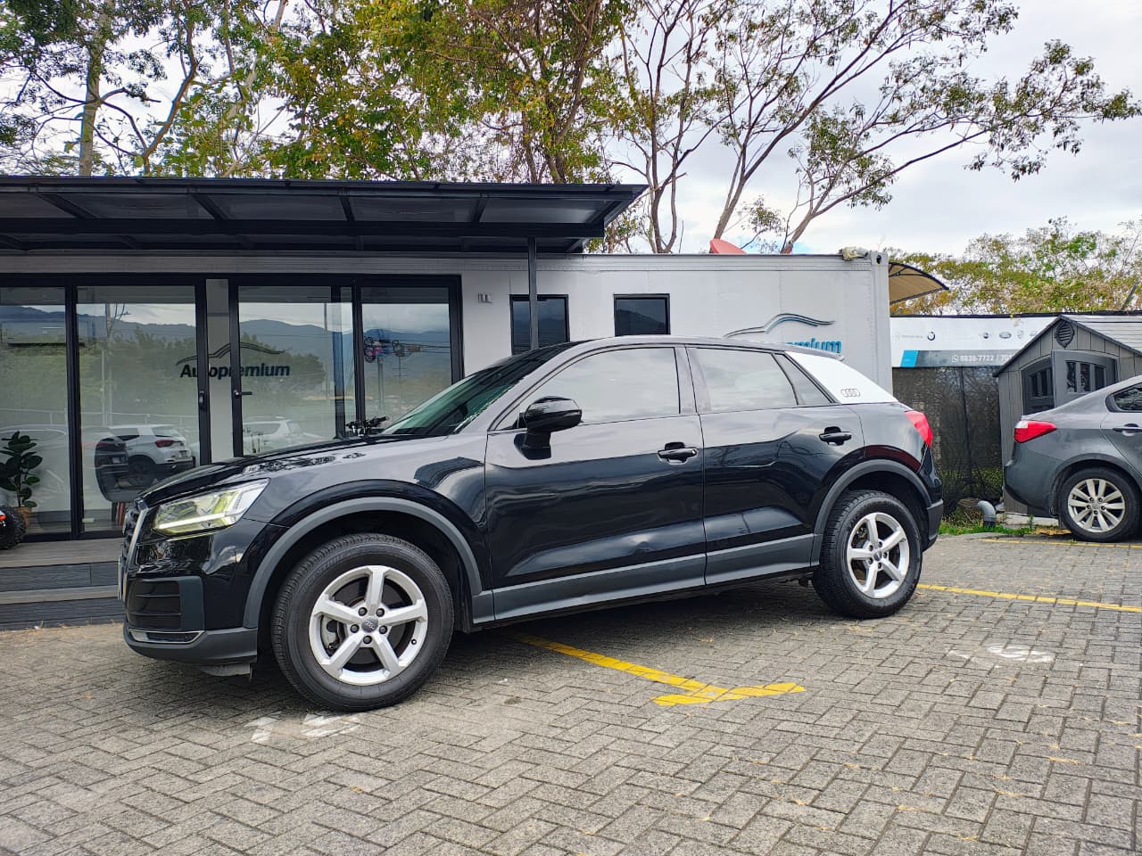 AUDI Q2