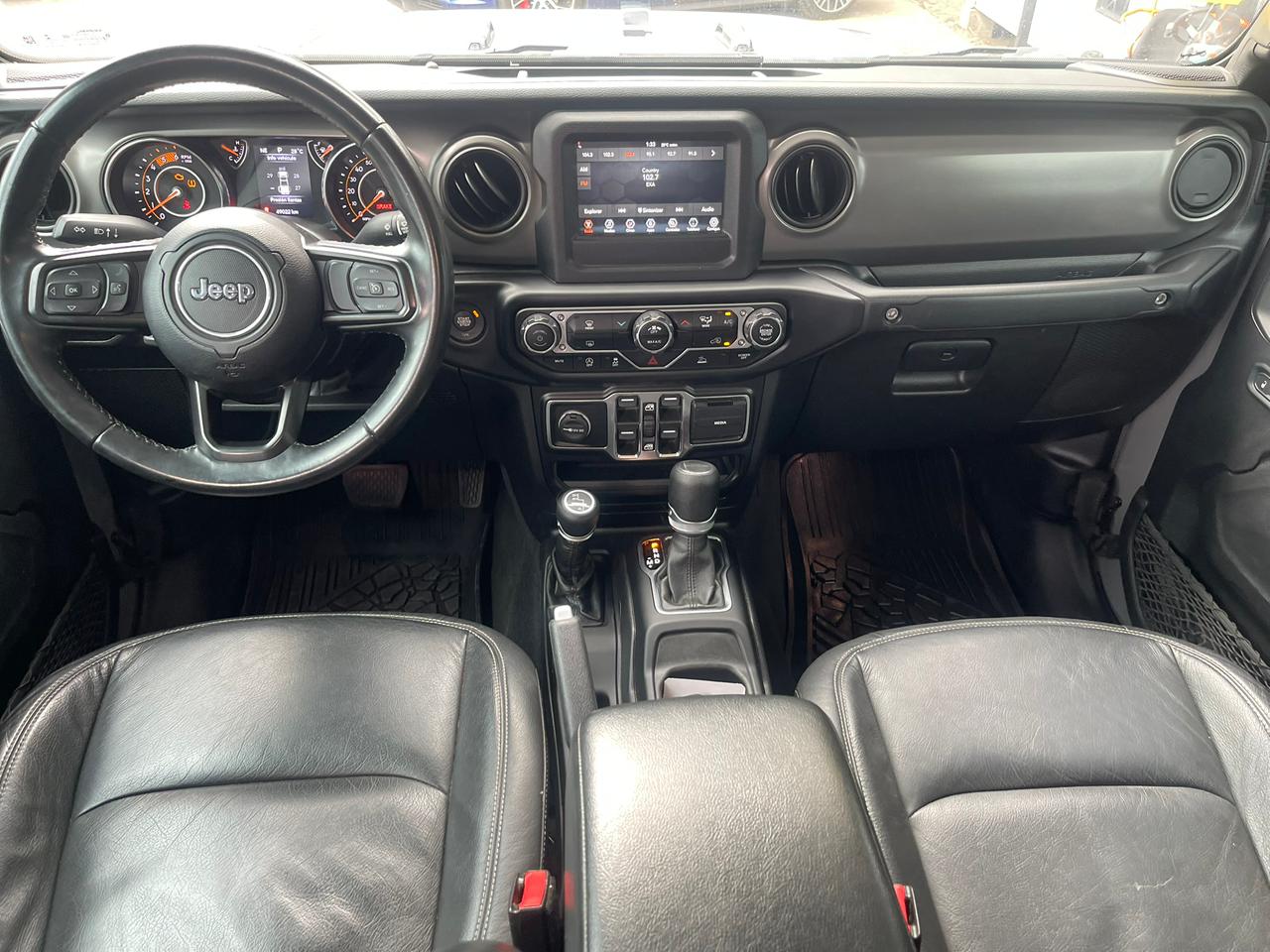 JEEP GLADIATOR SPORT