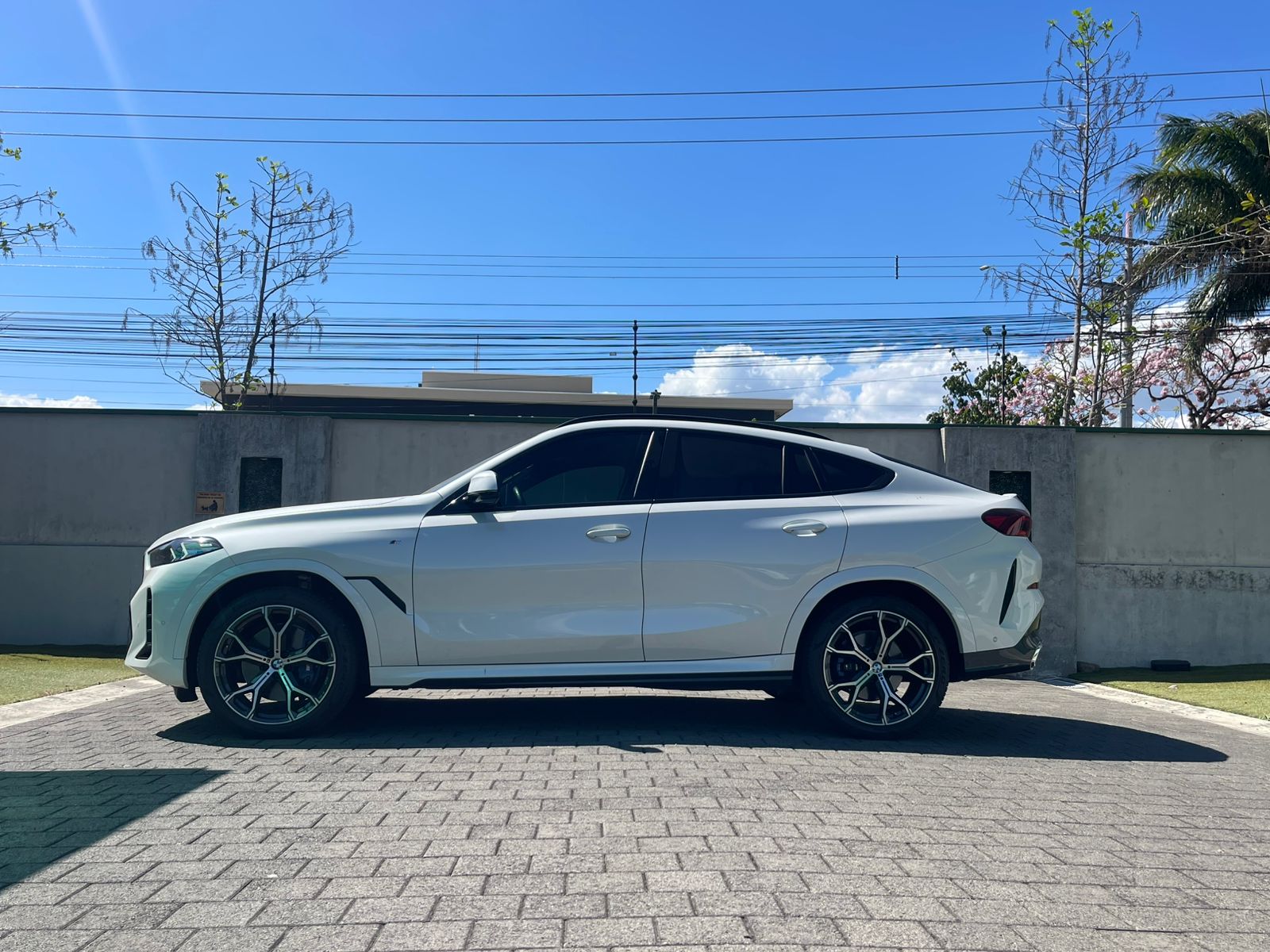 BMW X6 X-DRIVE 40i