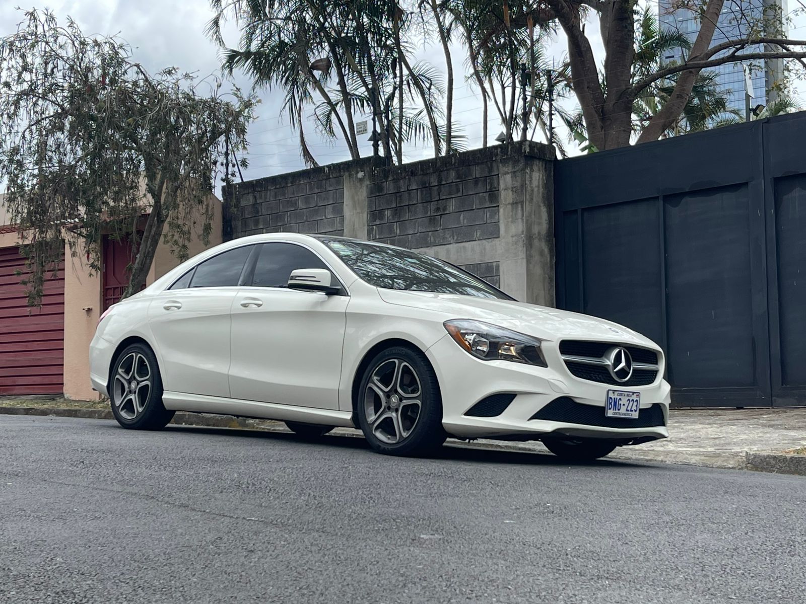 MERCEDES BENZ CLA 250