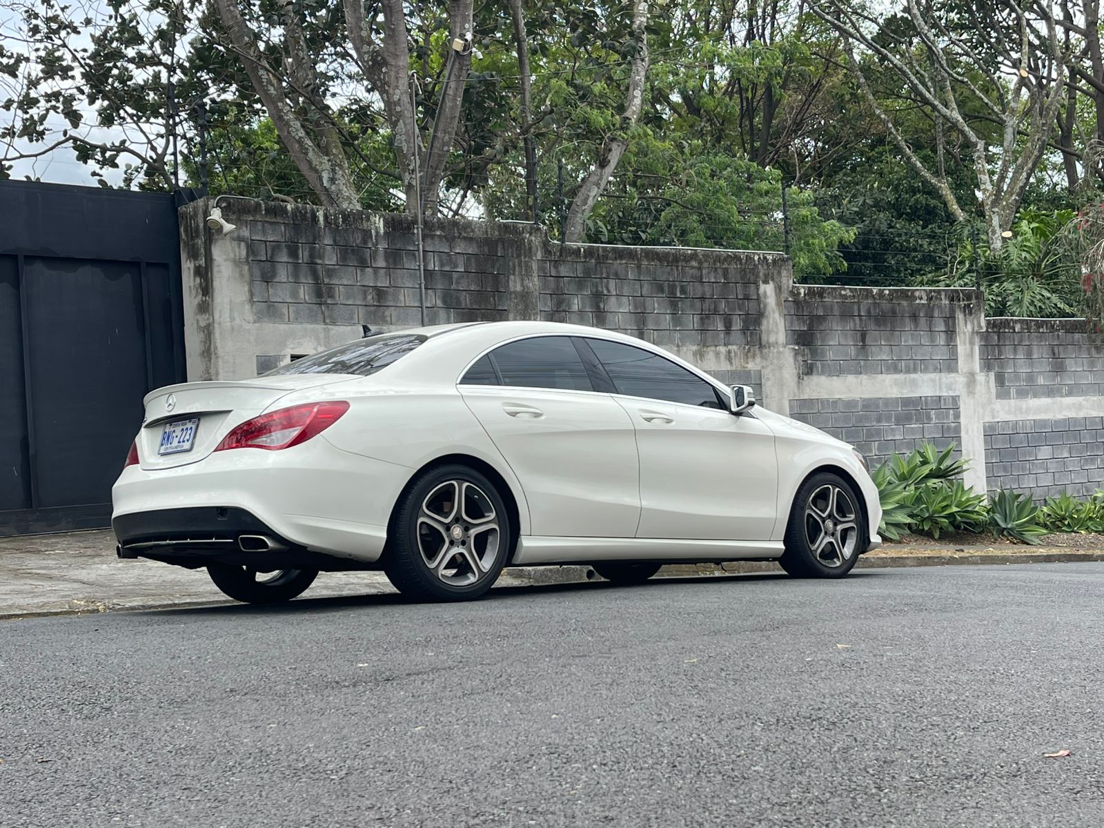 MERCEDES BENZ CLA 250
